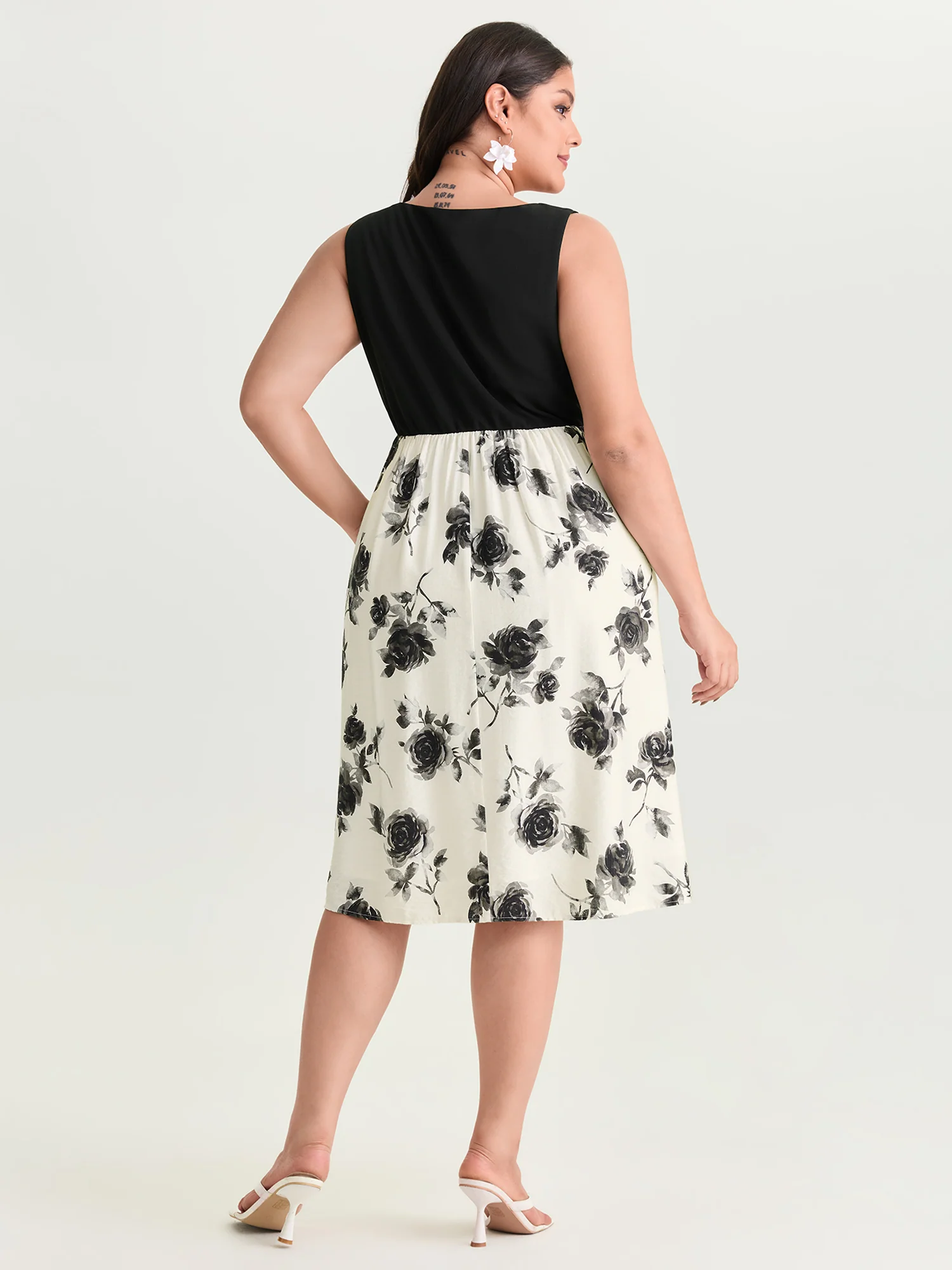 Color Contrast Floral Sweetheart Midi Dress - Image 4