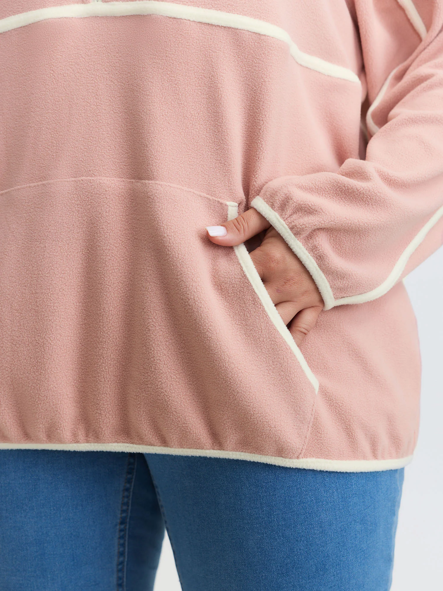 Color Contrast Fluffy Half Zip Sweatshirt - Image 3
