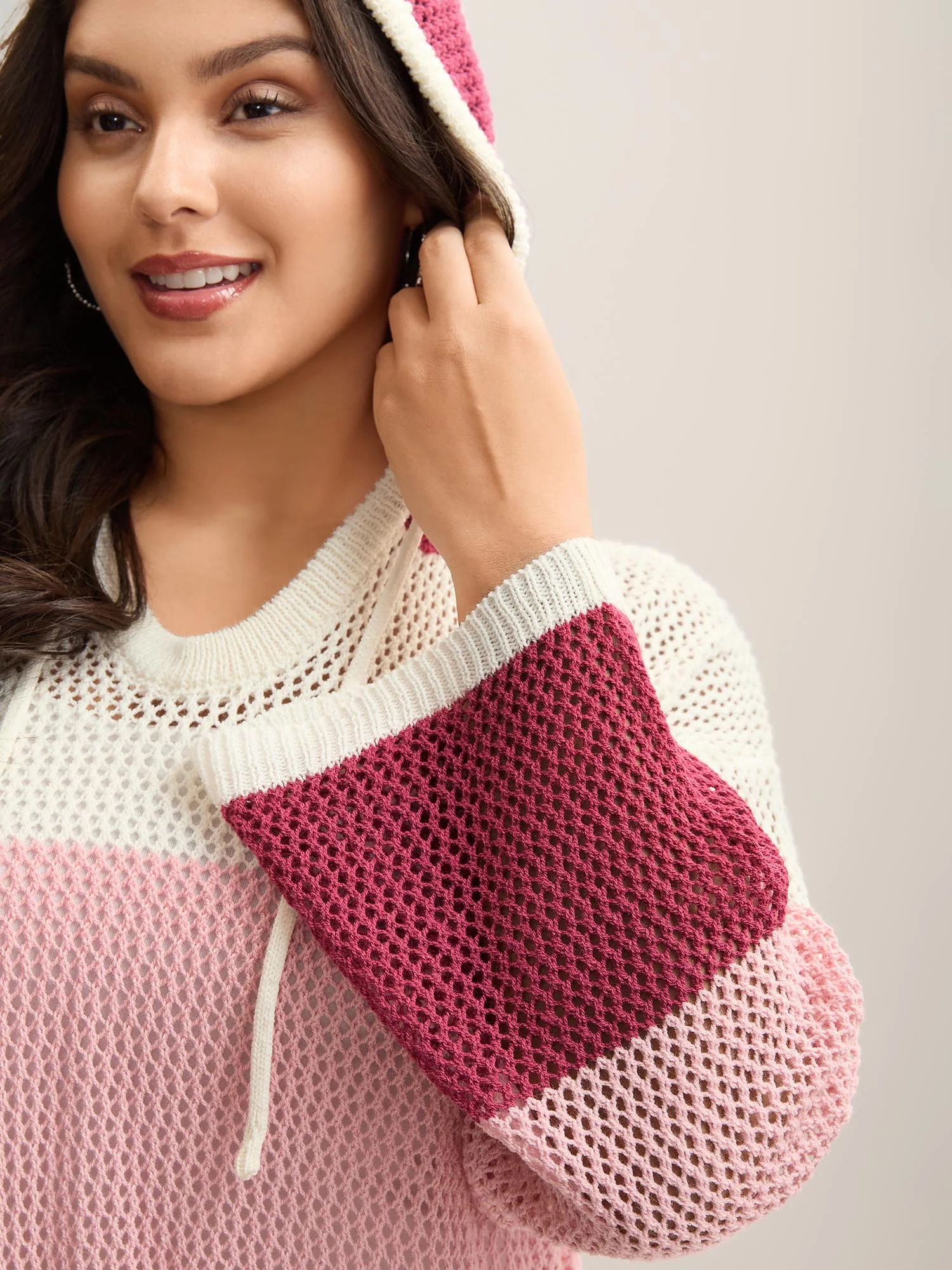Color Contrast Hooded Cut-Out Pullover - Image 4