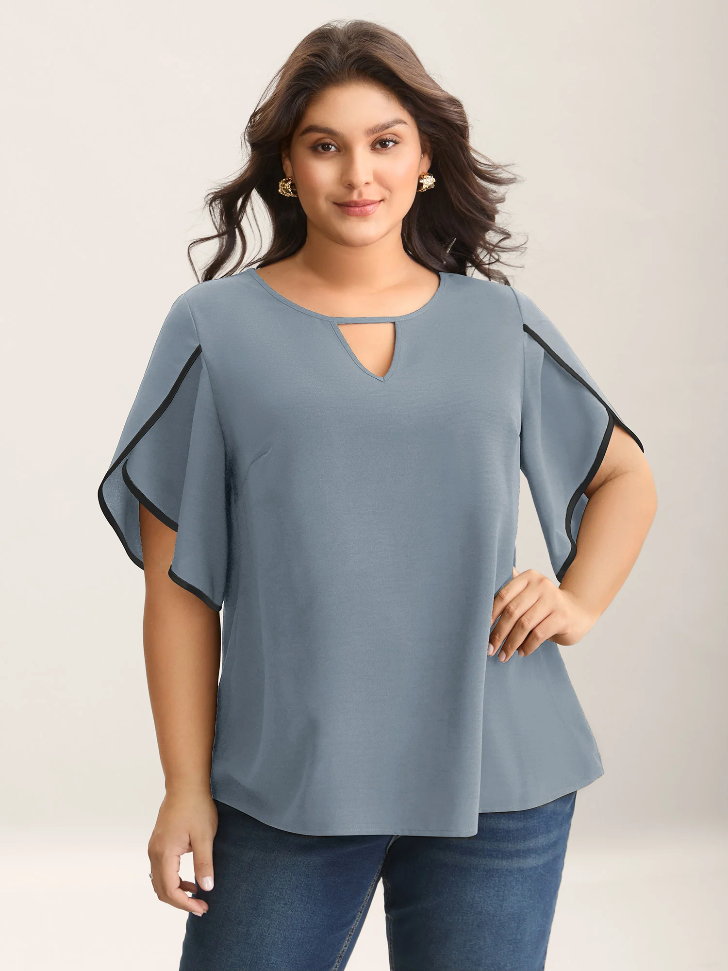 Color Contrast Petal Sleeve Shirt - Image 8