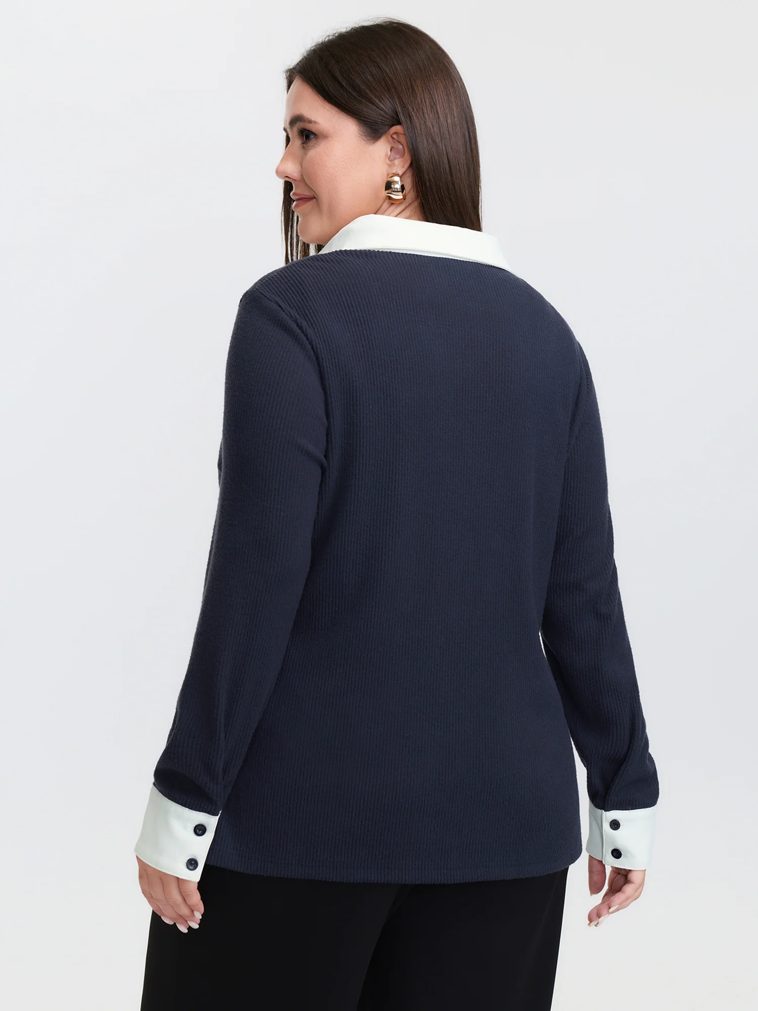 Color Contrast Placket Button T-Shirt - Image 4