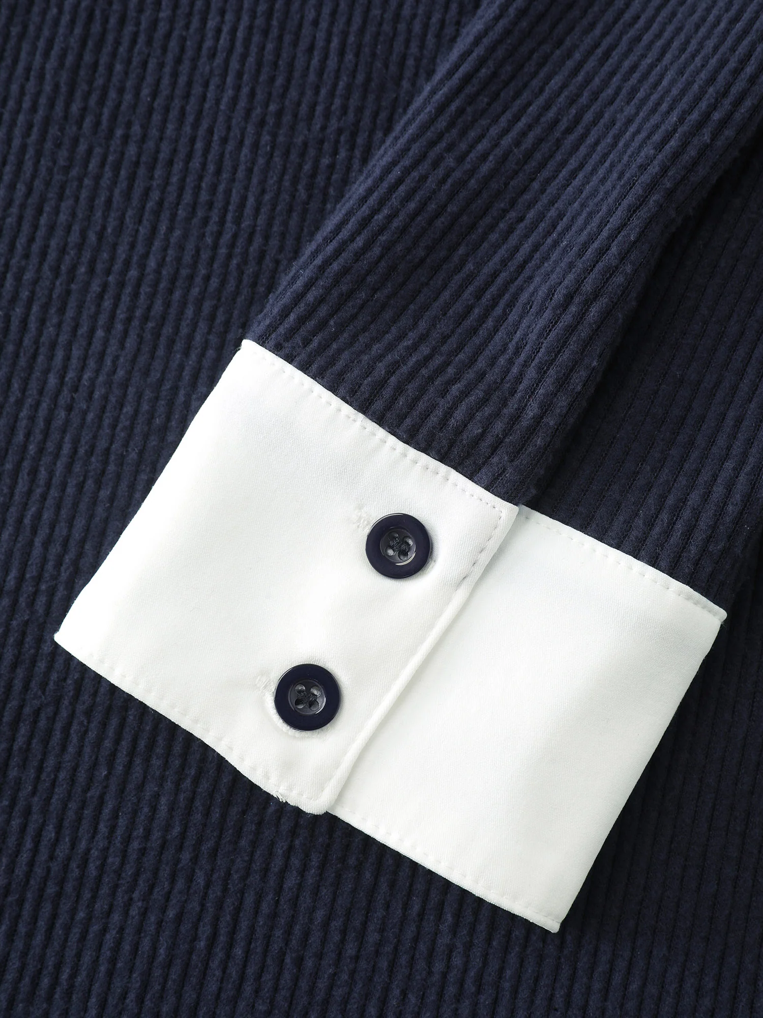 Color Contrast Placket Button T-Shirt - Image 7