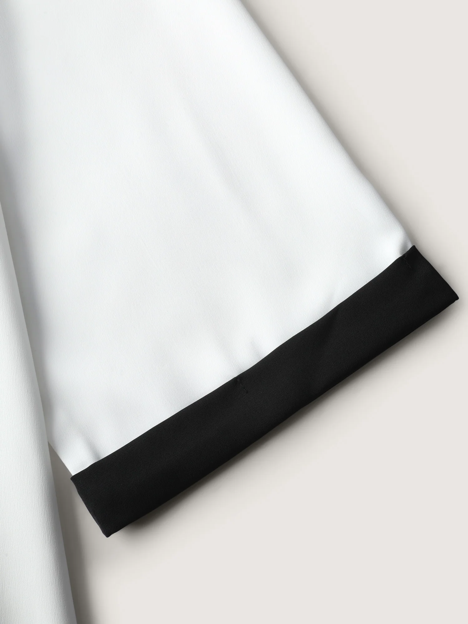 Color Contrast Sailor Neck-Tie Blouse - Image 5