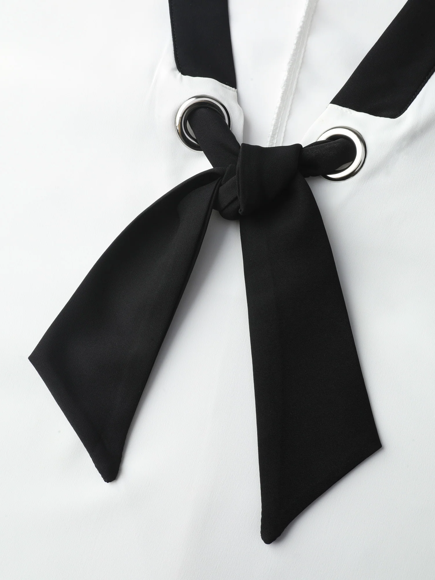Color Contrast Sailor Neck-Tie Blouse - Image 6