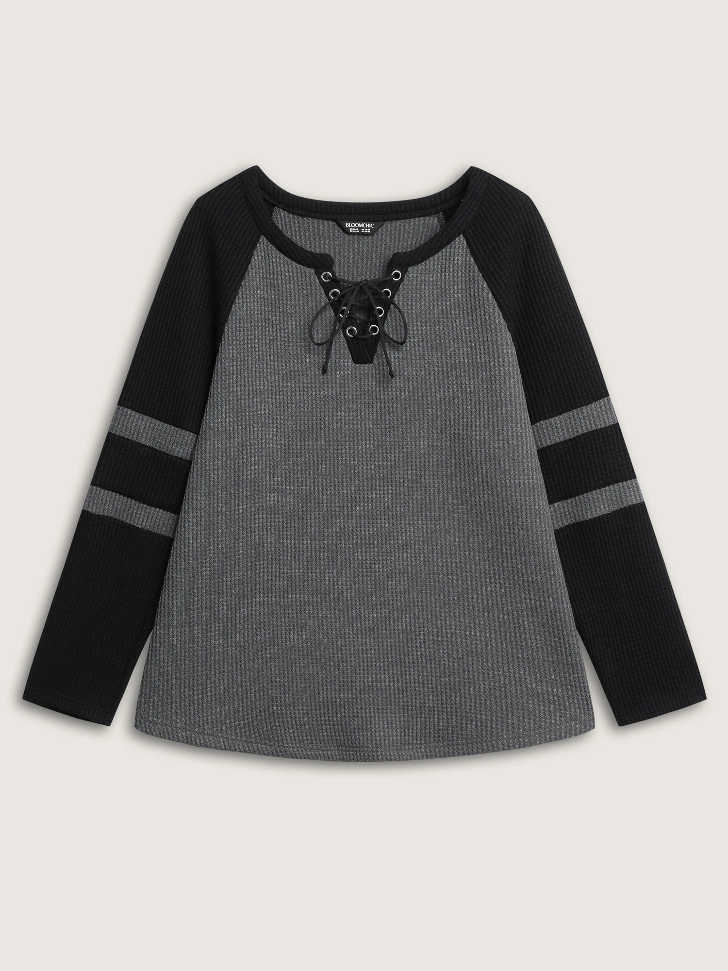 Color Contrast Stripe Textured Cross-Tie T-Shirt - Image 5