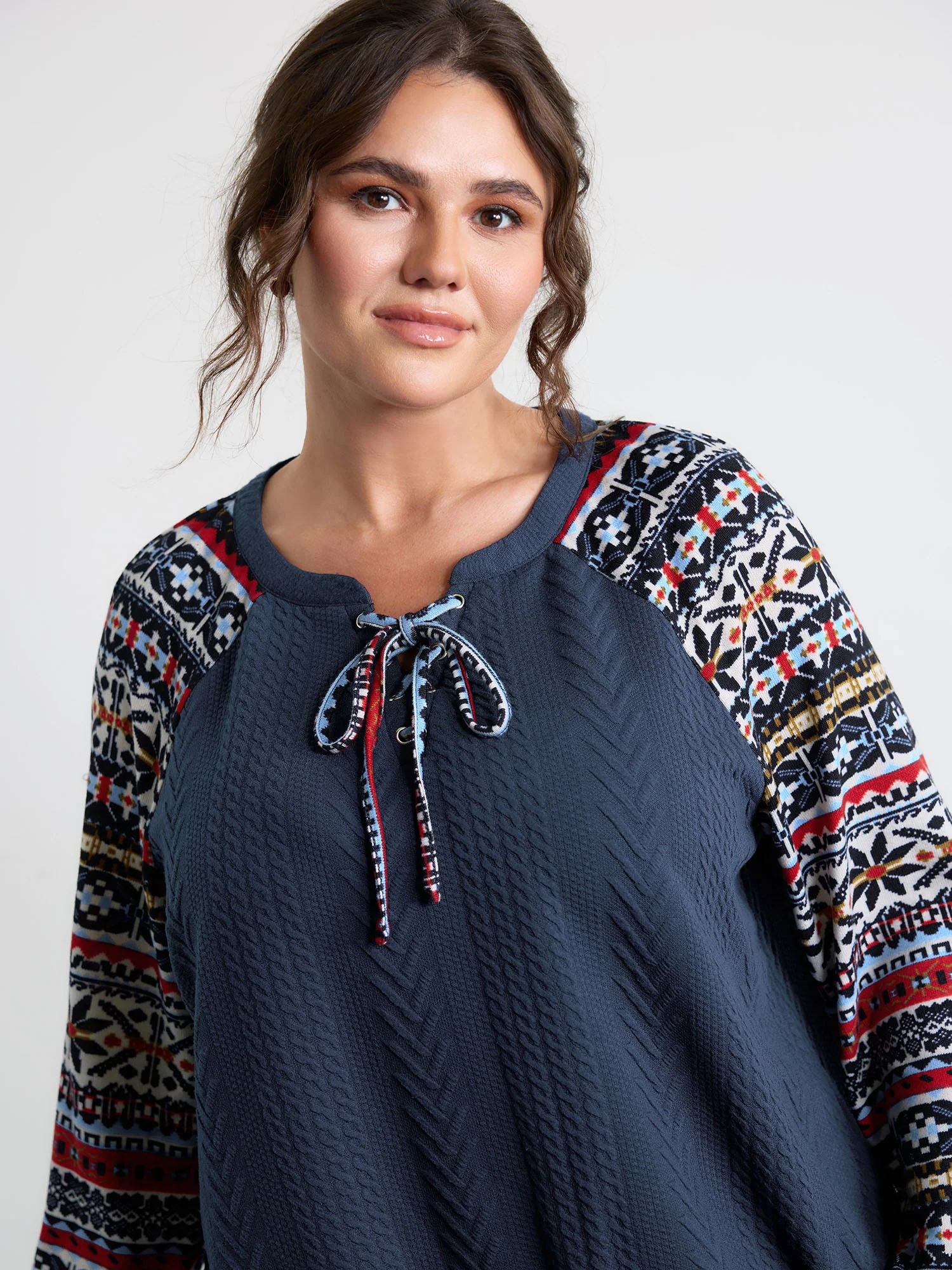 Color Contrast Stripes Raglan Sleeve Sweatshirt - Image 2