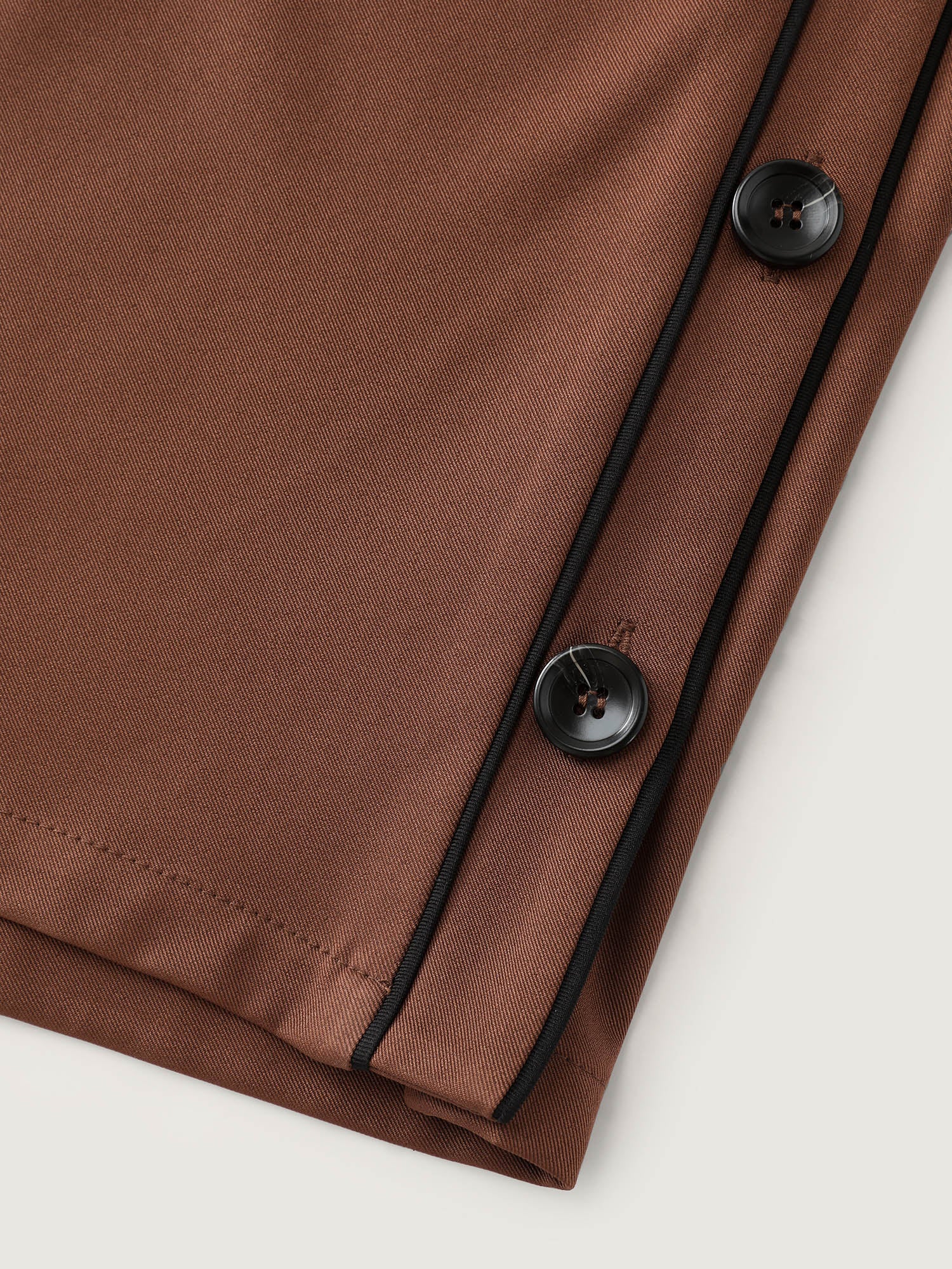 Color Contrast Trim Button Detail Pants - Image 7