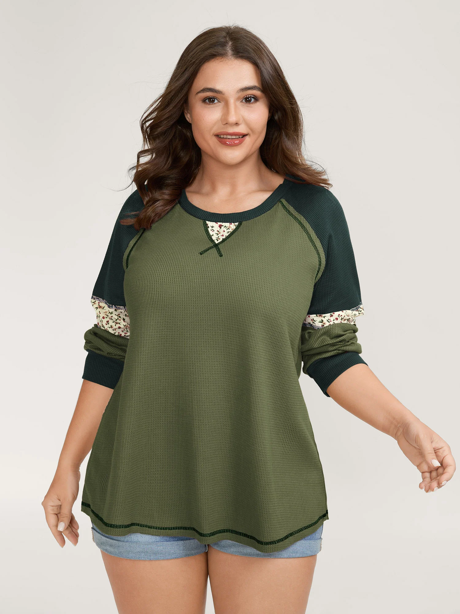 Color Contrast Waffle Knit T-Shirt - Image 3