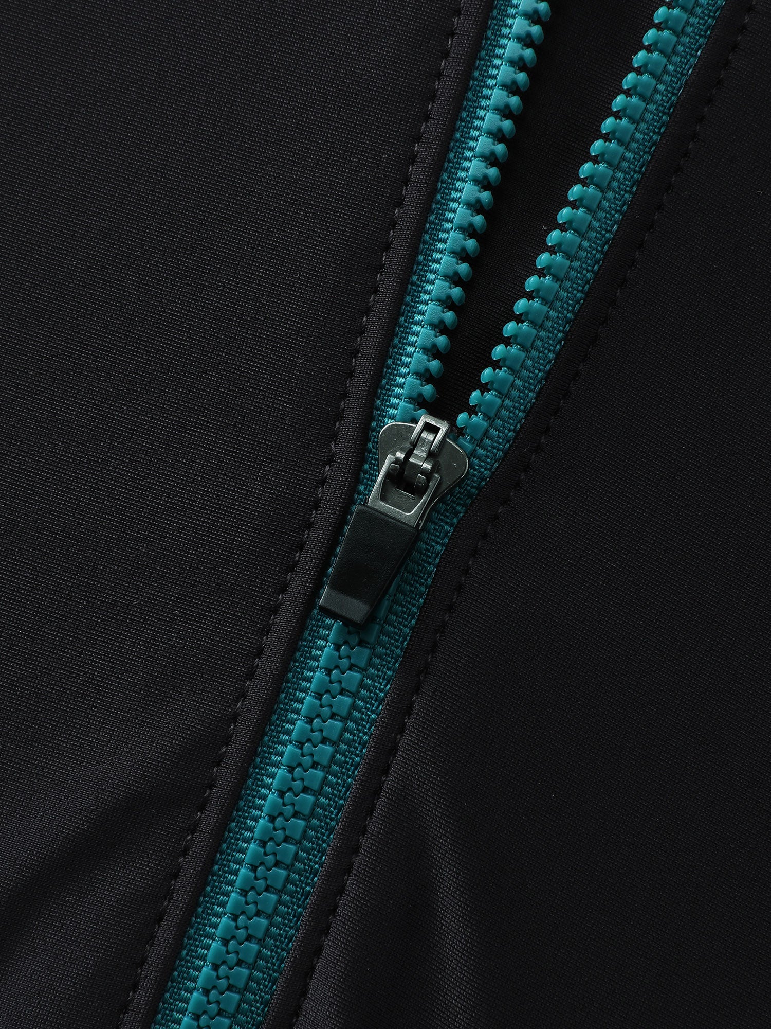 Color Contrast Zipper Pockets Swim Top - Image 7