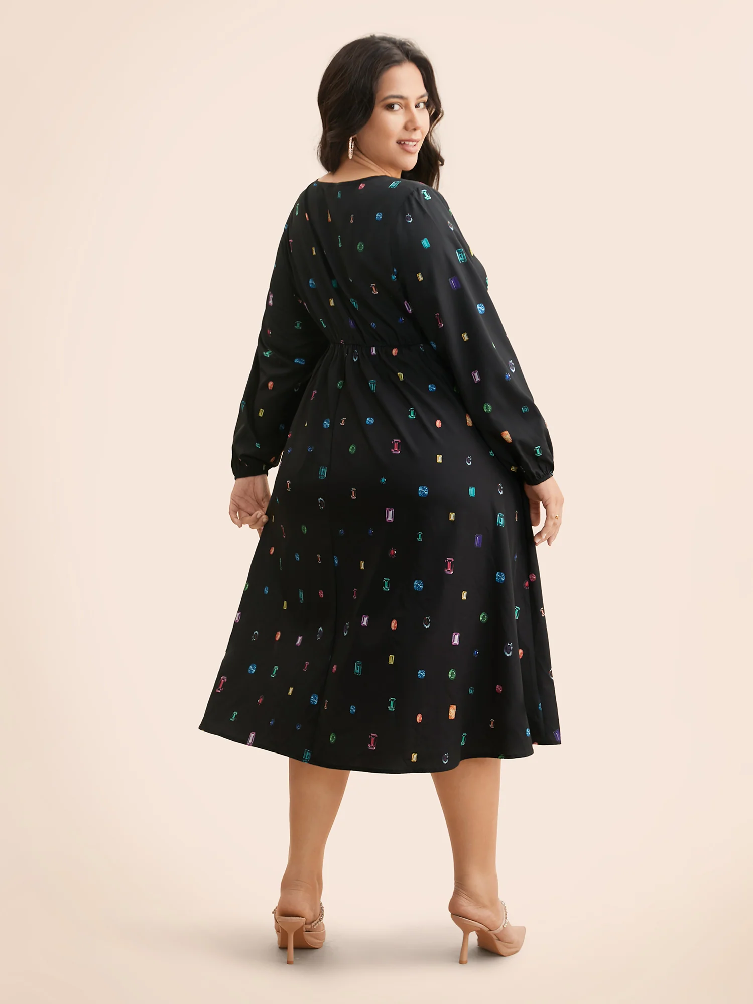 Color Diamond Print V Neck Dress - Image 4