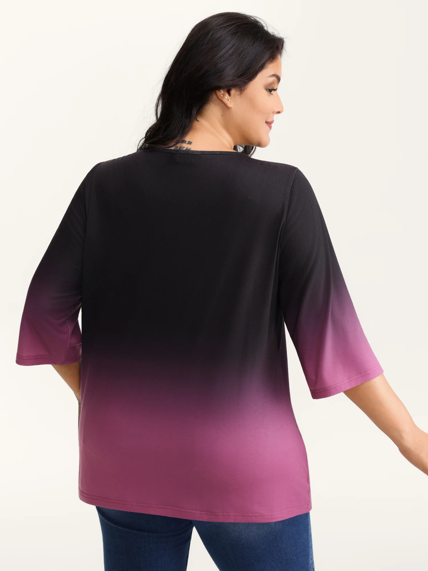 Color Gradient Pleated Button T-Shirt - Image 4