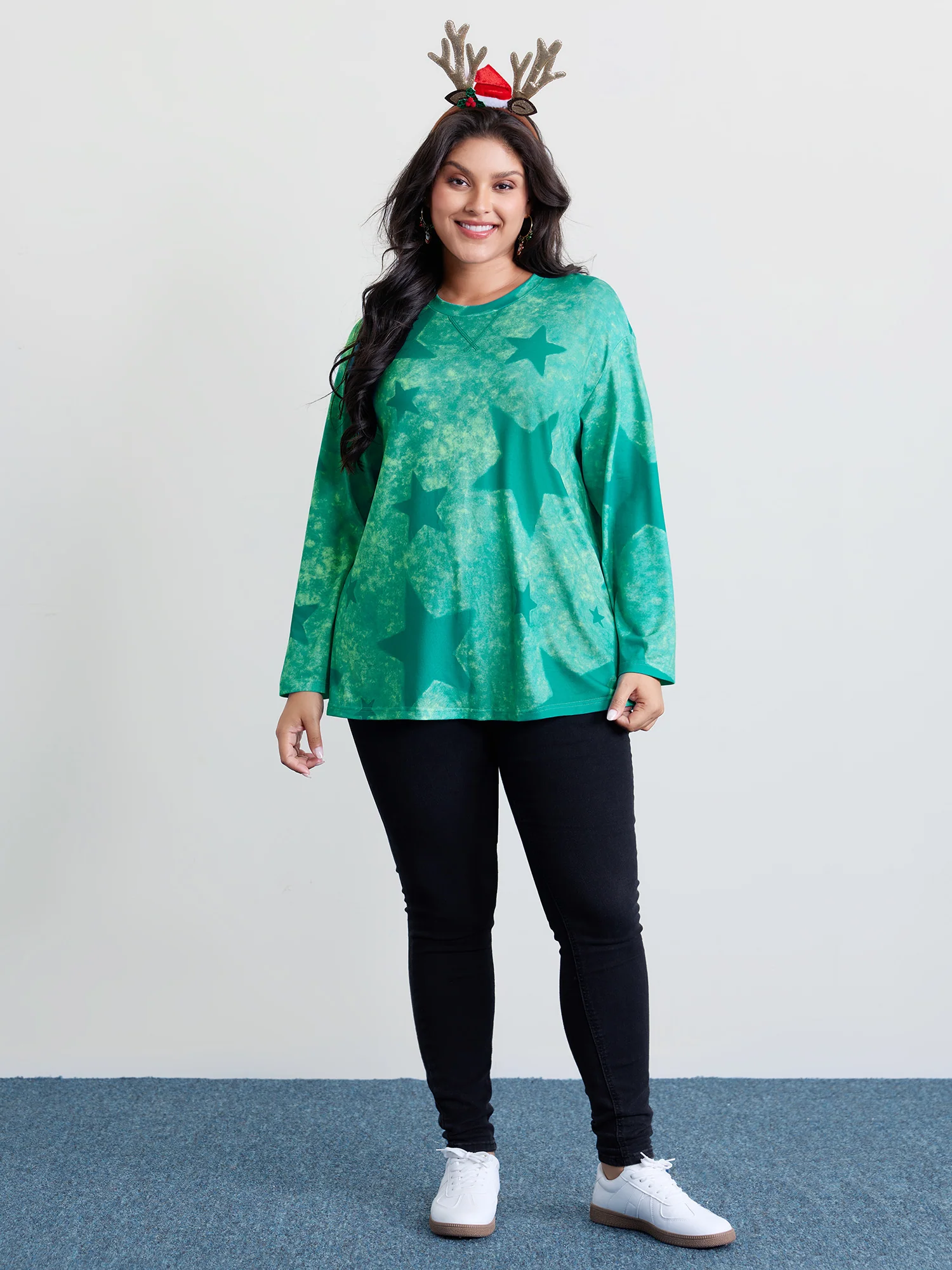 Color Gradient Star Print Relaxed-Fit T-Shirt - Image 3