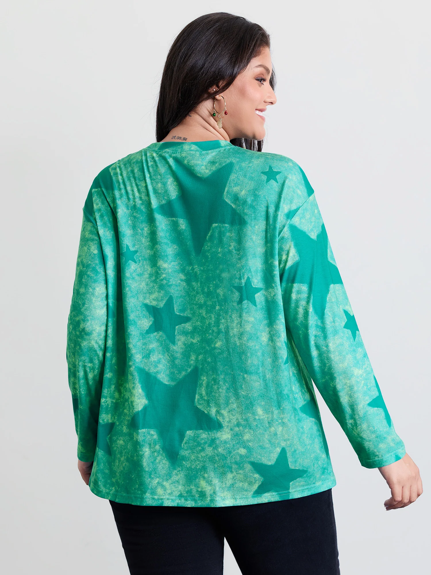 Color Gradient Star Print Relaxed-Fit T-Shirt - Image 4