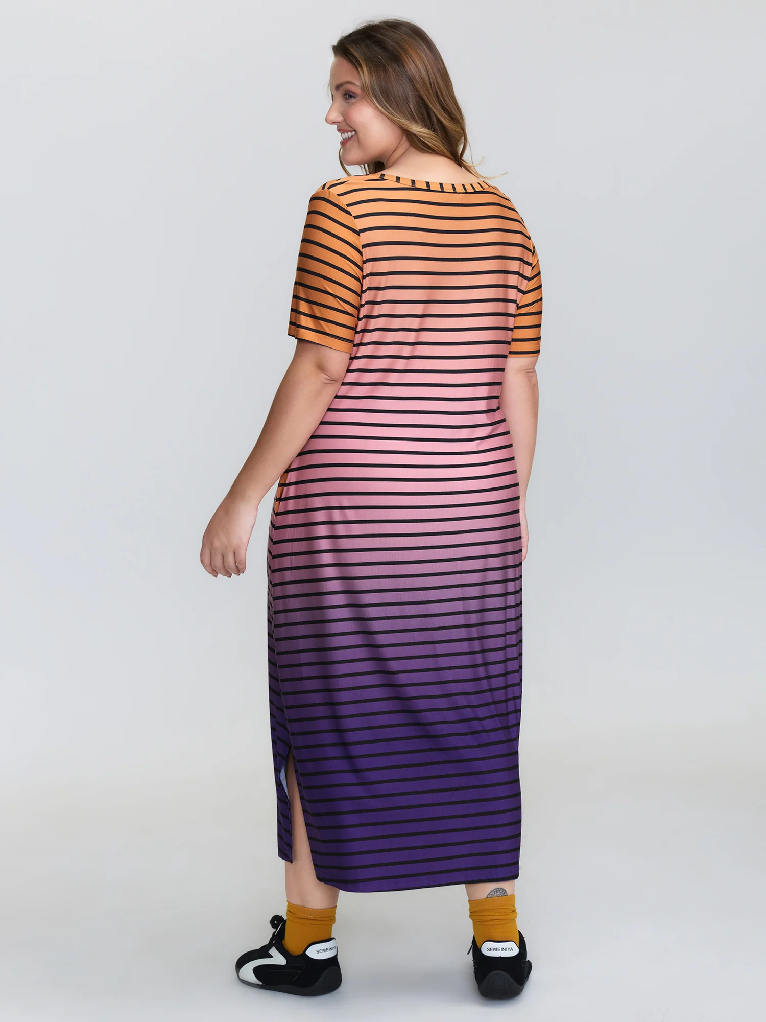 Color Gradient Stripe Slit Lounge Dress - Image 6