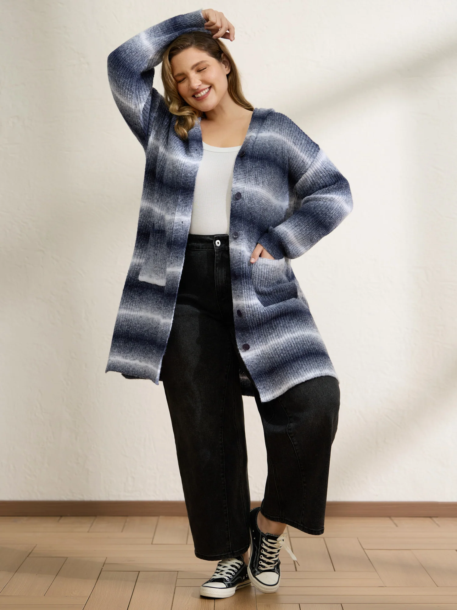 Color Gradient Textured Hooded Cardigan - Image 3