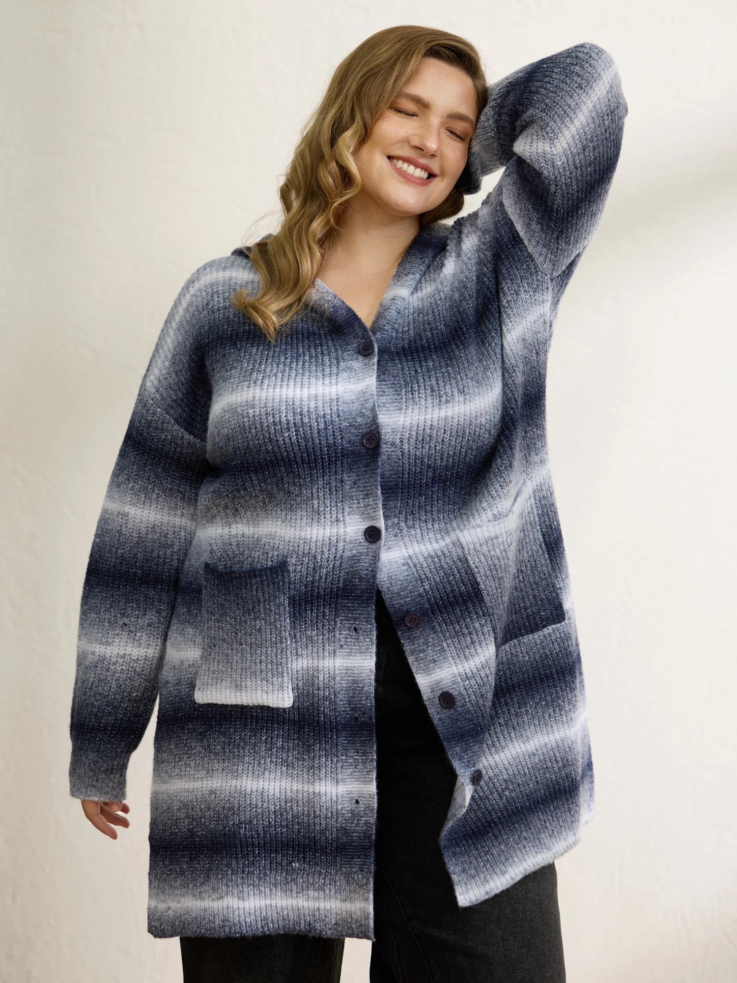 Color Gradient Textured Hooded Cardigan - Image 4