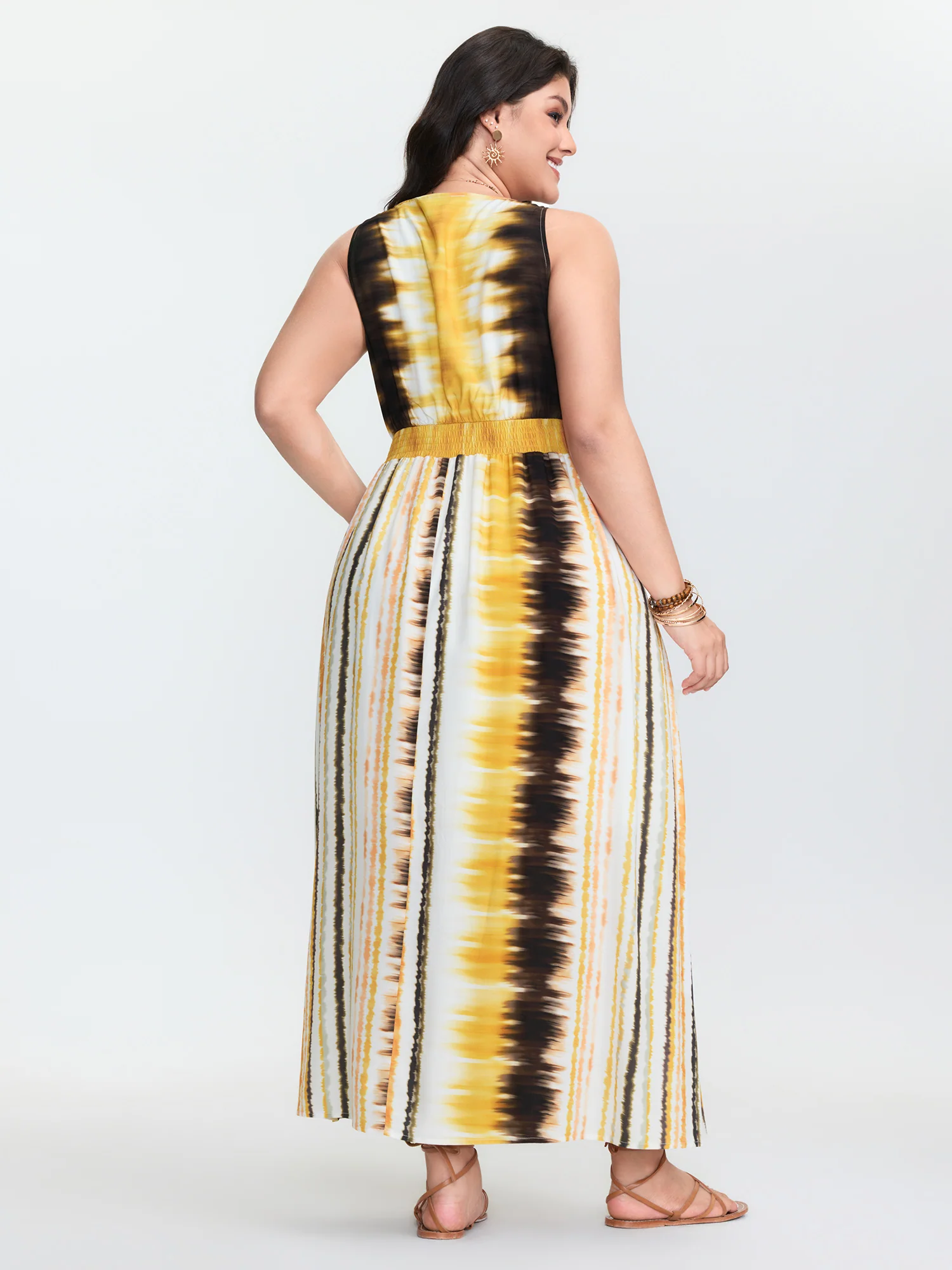 Color Gradient V-Neck Shirred Waist Maxi Dress - Image 4