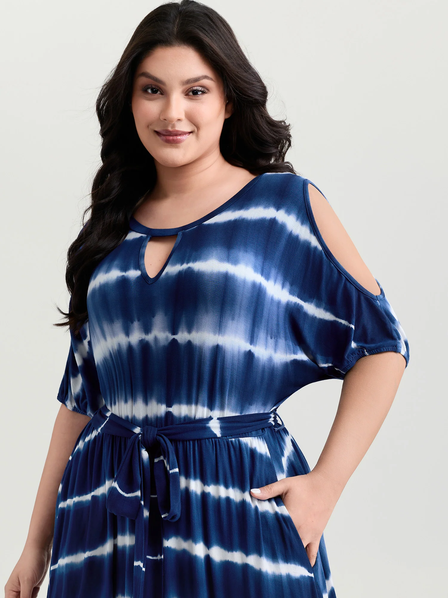 Color Gradient Waist-Tie Keyhole Neckline Mini Dress - Image 2