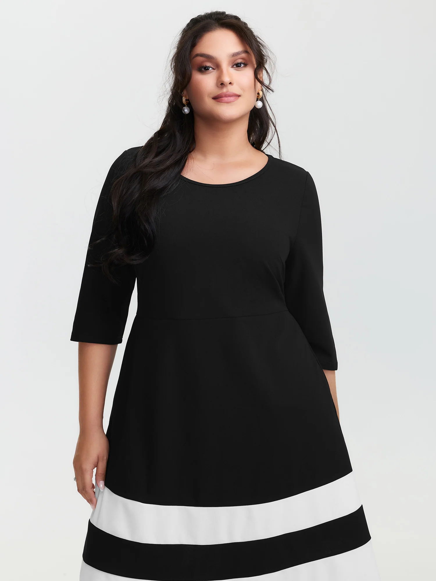 Color Stripes Pockets Midi Dress - Image 2