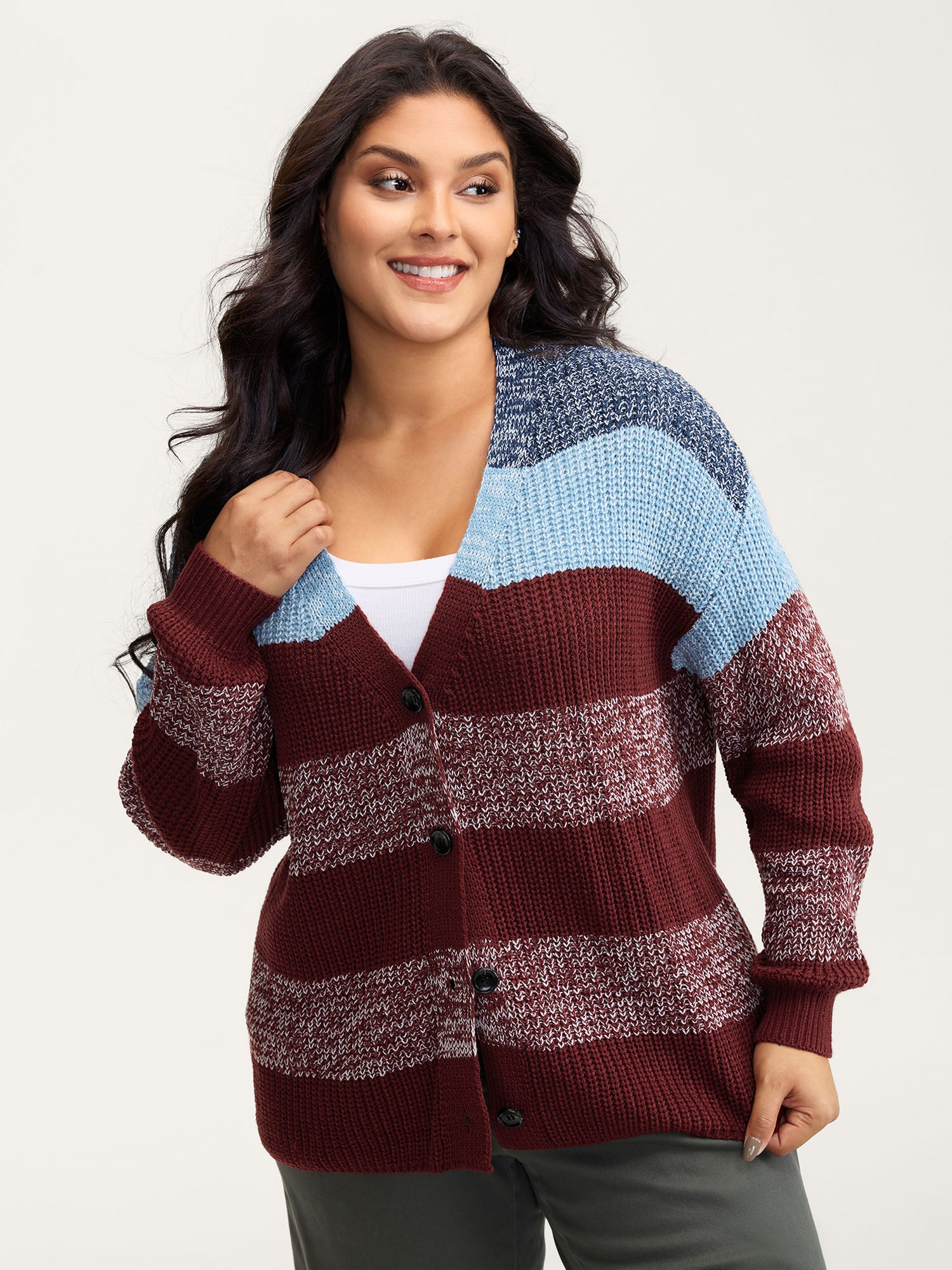 Colorblock Buttons V-Neck Knit Cardigan - Image 4