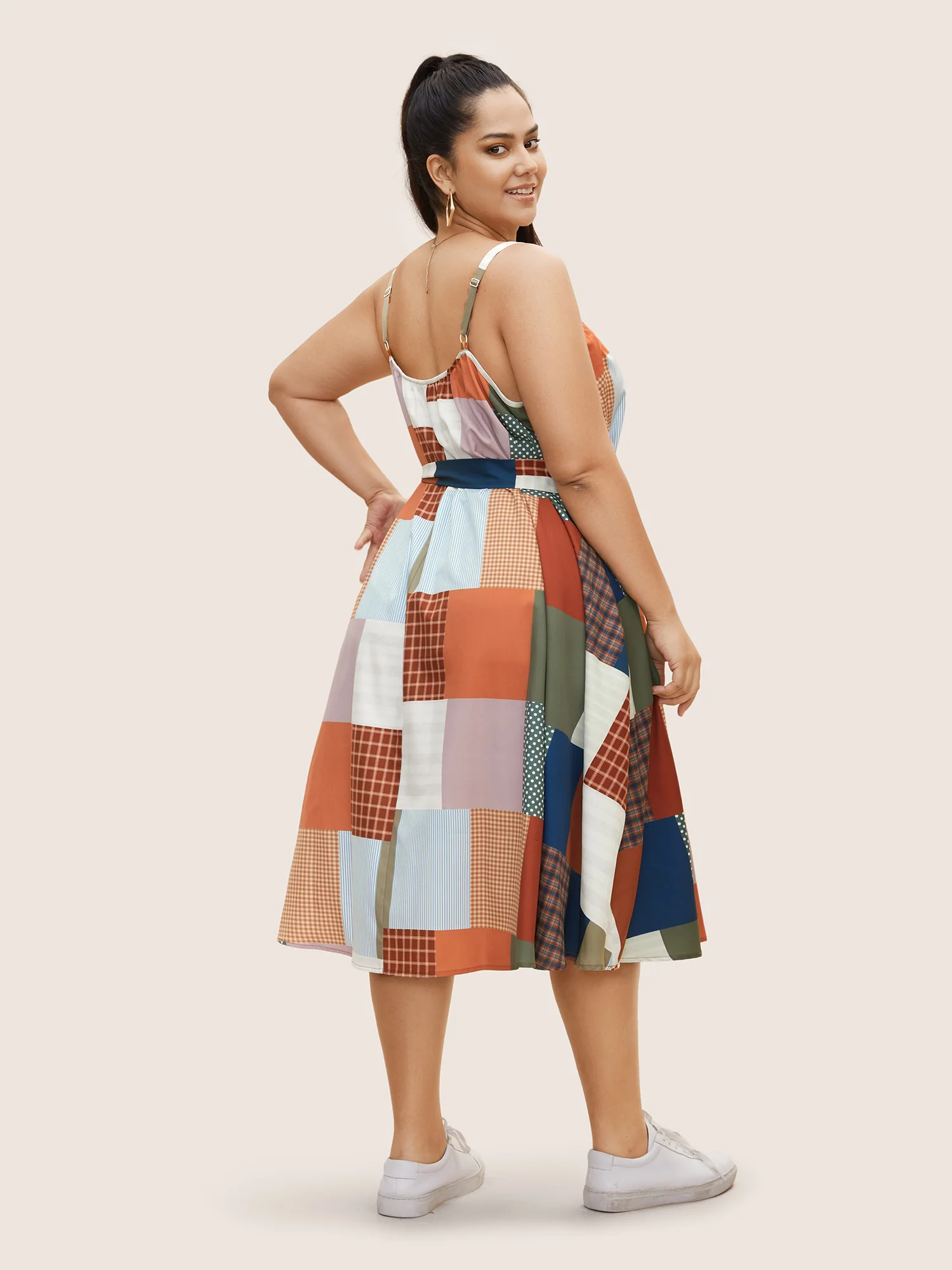 Colorblock Contrast Belted Midi Cami Dress - Image 3