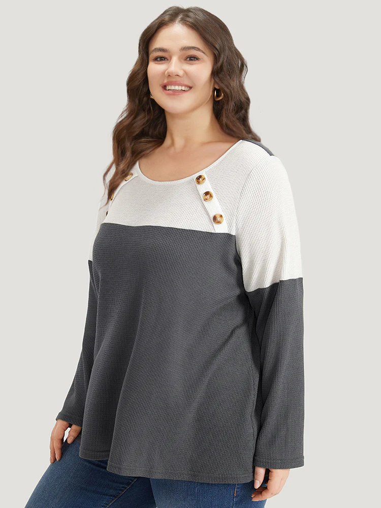 Colorblock Contrast Button Detail Crew Neck T-shirt - Image 3