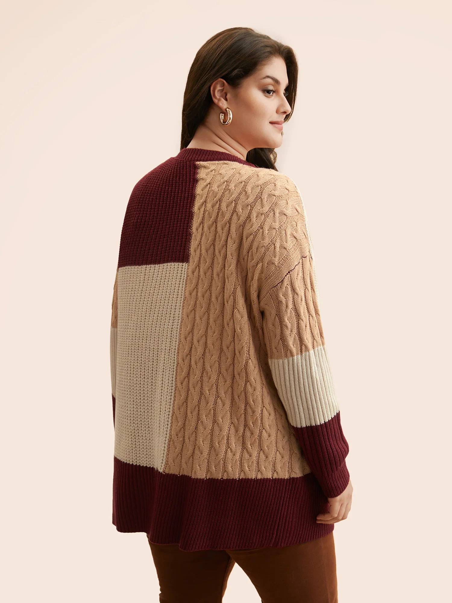 Colorblock Contrast Cable Knit Pocket Cardigan - Image 2