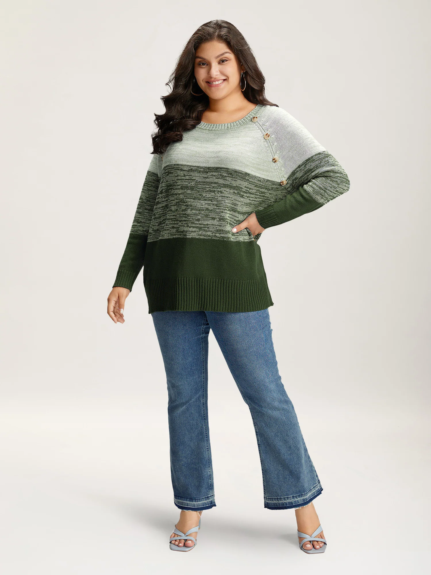 Colorblock Contrast Heather Button Detail Pullover - Image 4