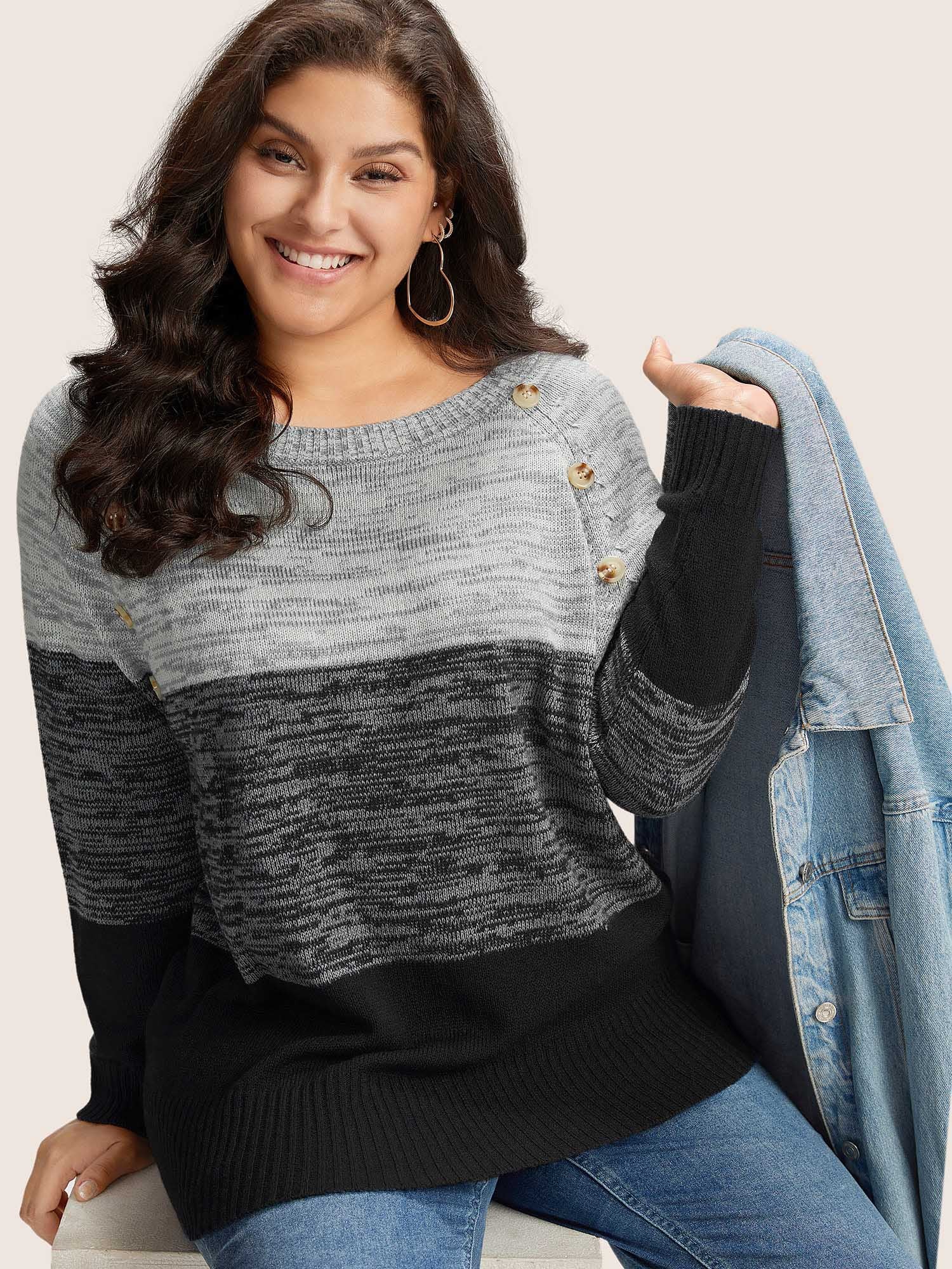 Colorblock Contrast Heather Button Detail Pullover - Image 7