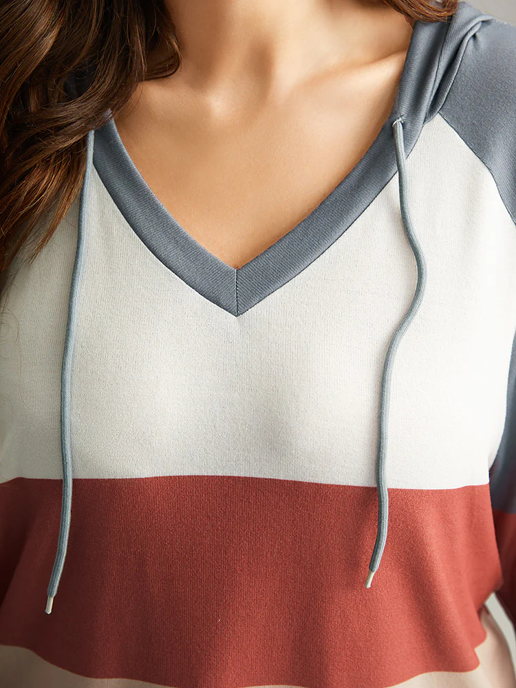Colorblock Contrast Hooded Drawstring Sweatshirt - Image 11