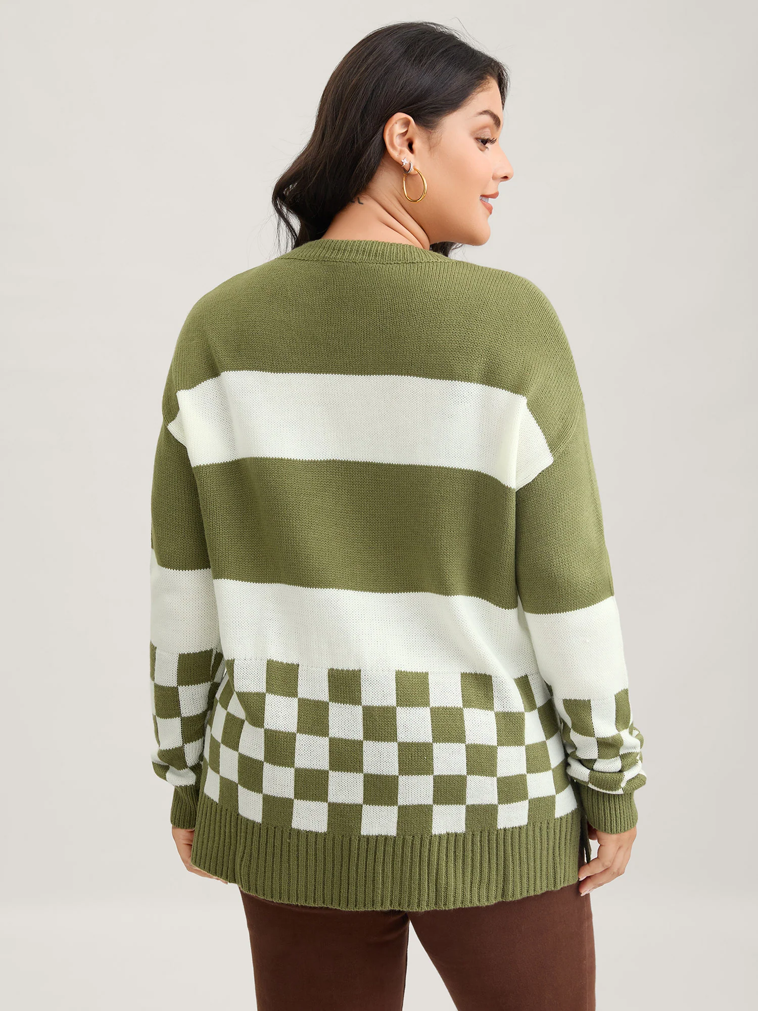 Colorblock Contrast Round Neck Split Hem Pullover - Image 8