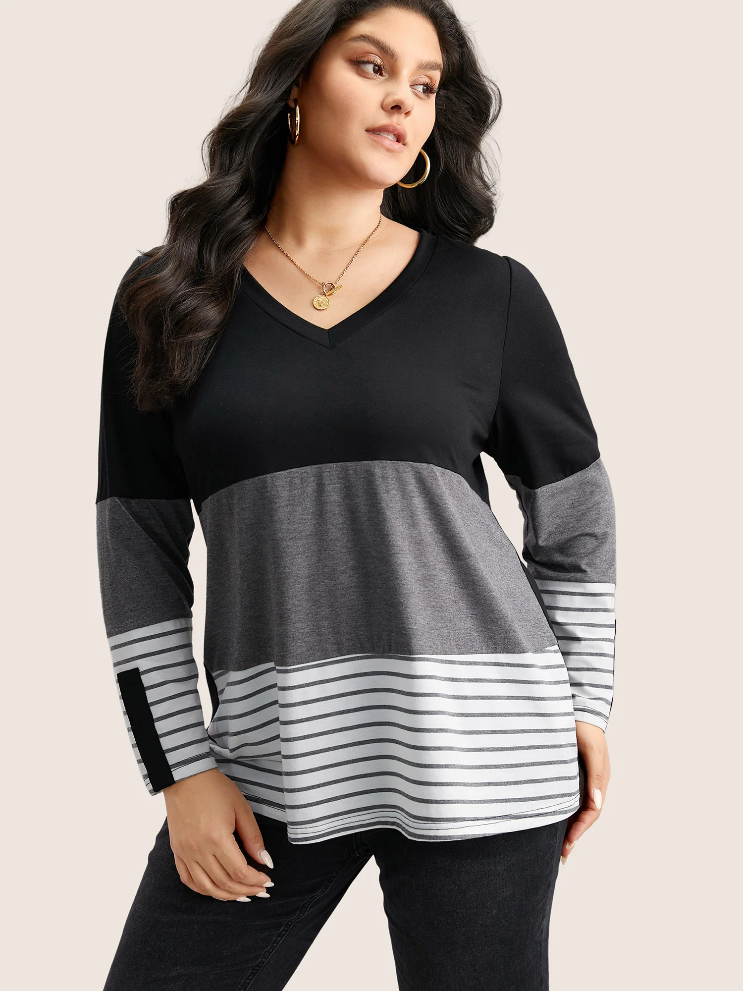 Colorblock Contrast Striped V Neck T-shirt - Image 15