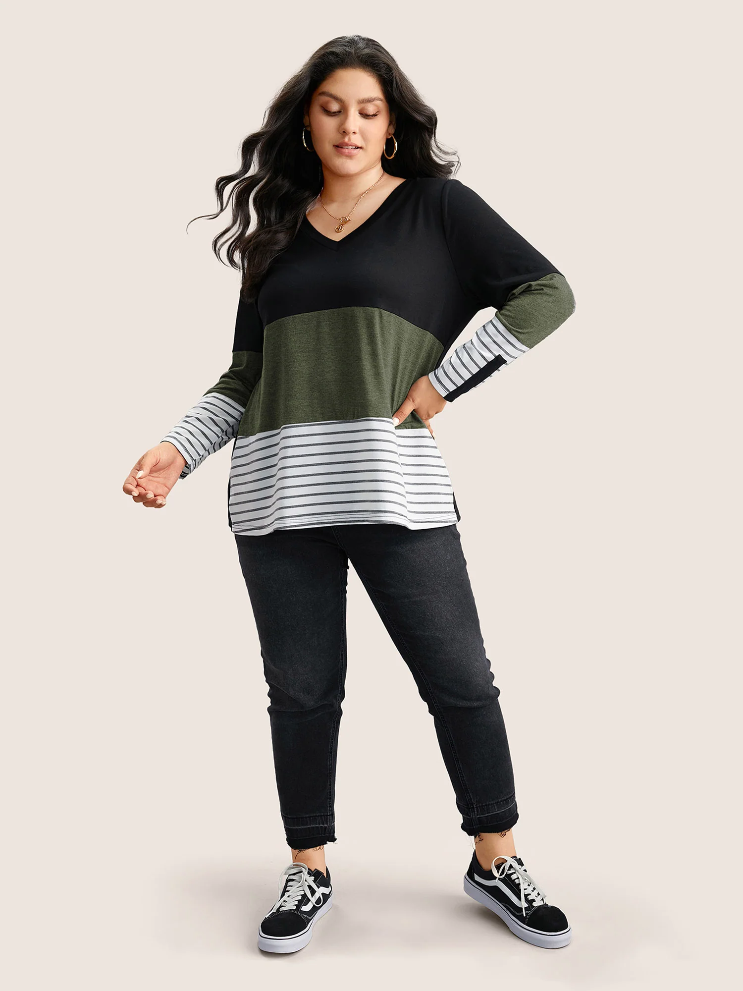 Colorblock Contrast Striped V Neck T-shirt - Image 20