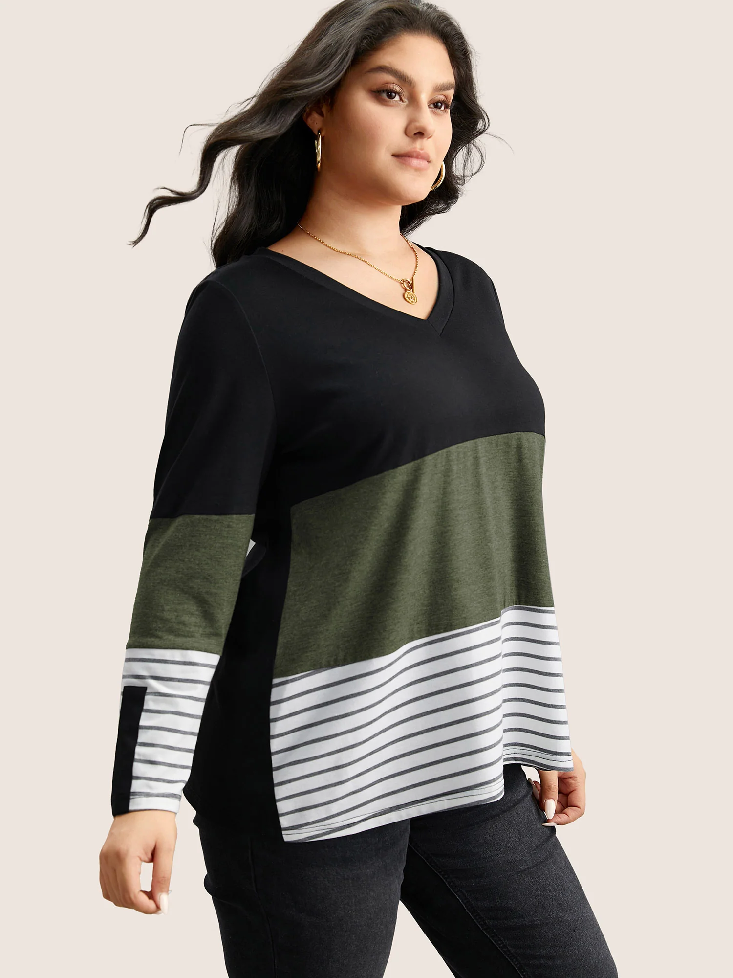 Colorblock Contrast Striped V Neck T-shirt - Image 21