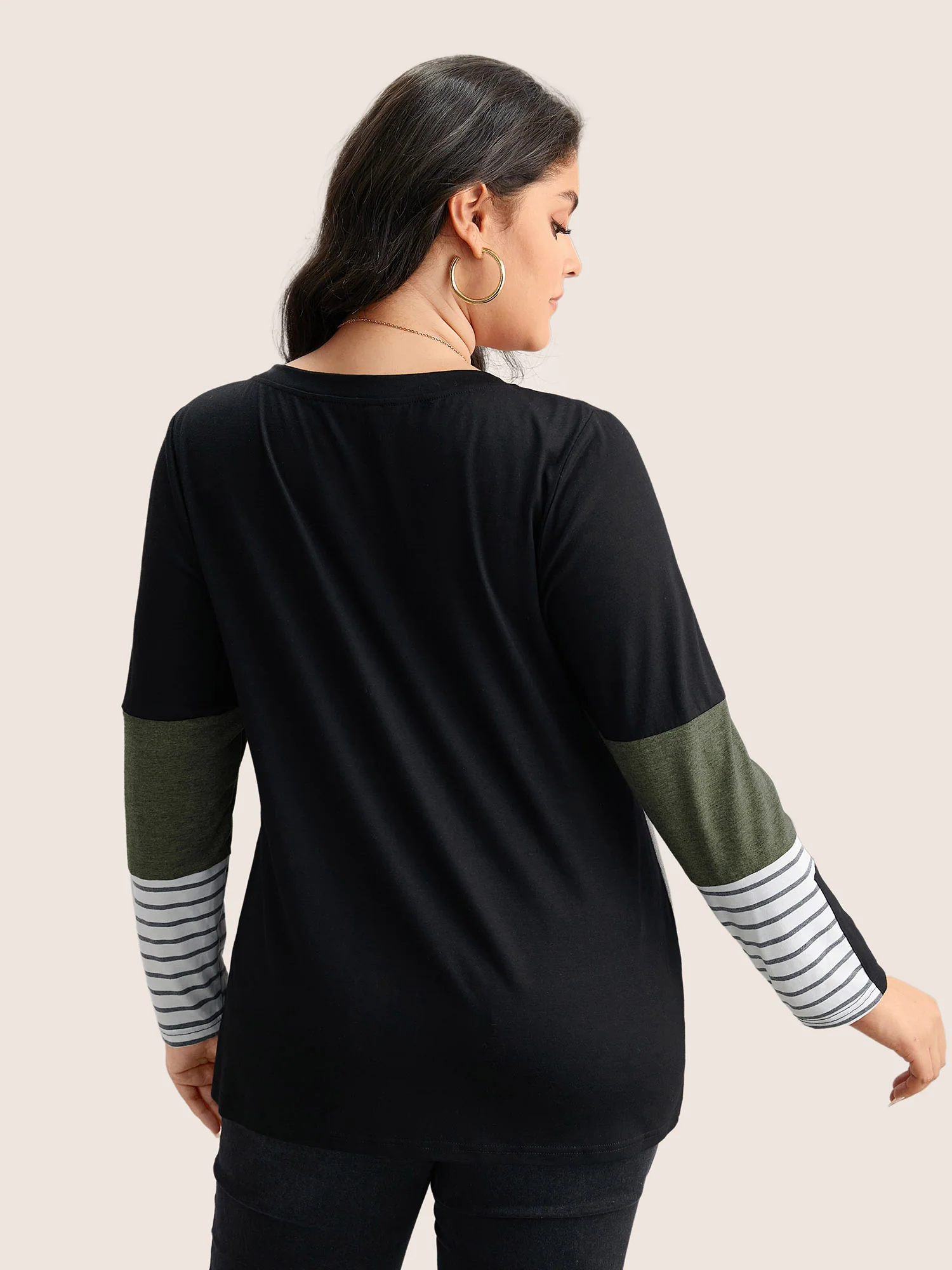 Colorblock Contrast Striped V Neck T-shirt - Image 22