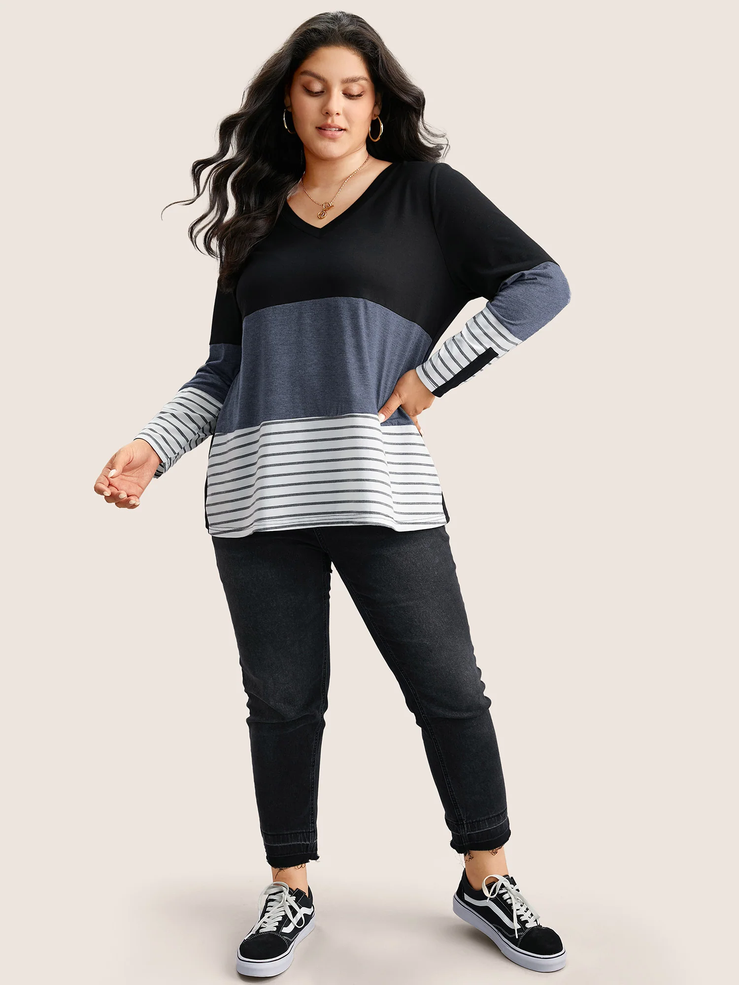Colorblock Contrast Striped V Neck T-shirt - Image 8