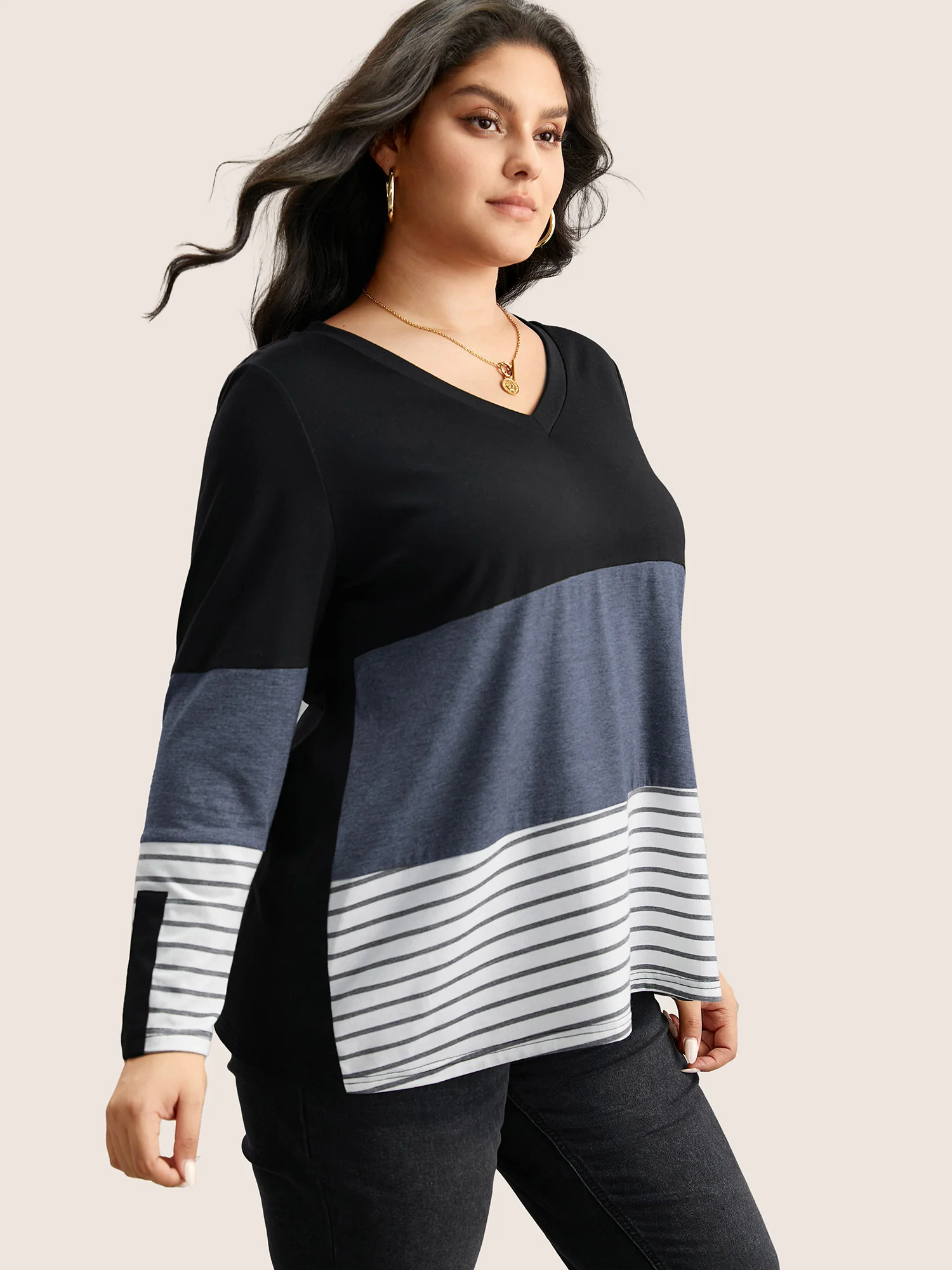 Colorblock Contrast Striped V Neck T-shirt - Image 9