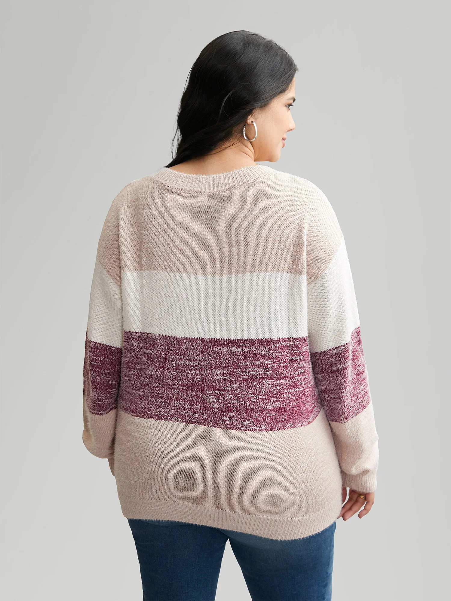 Colorblock Contrast Super Soft Plush Knit V Neck Pullover - Image 4