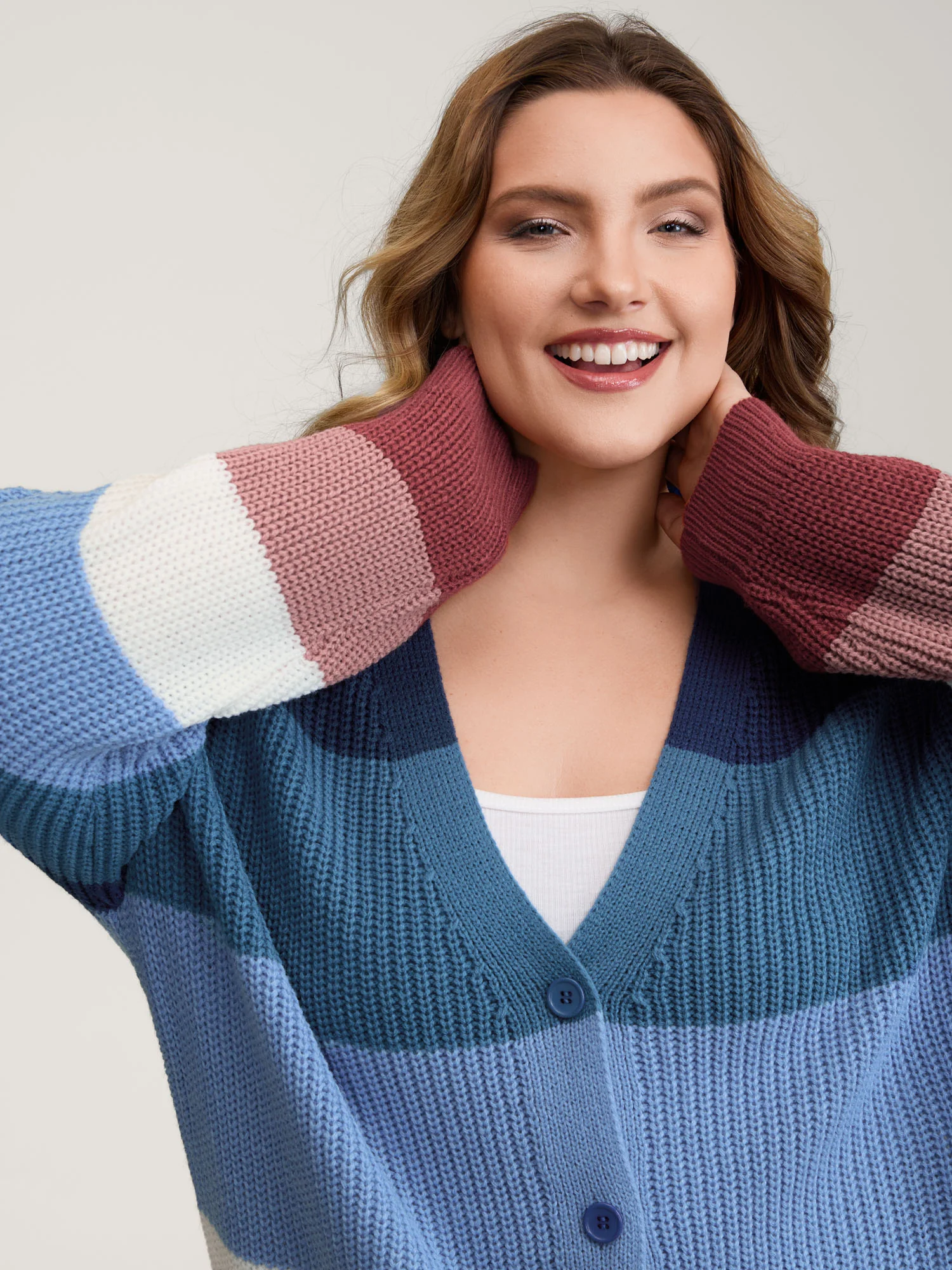 Colorblock Contrast Texture Button Cardigan - Image 11