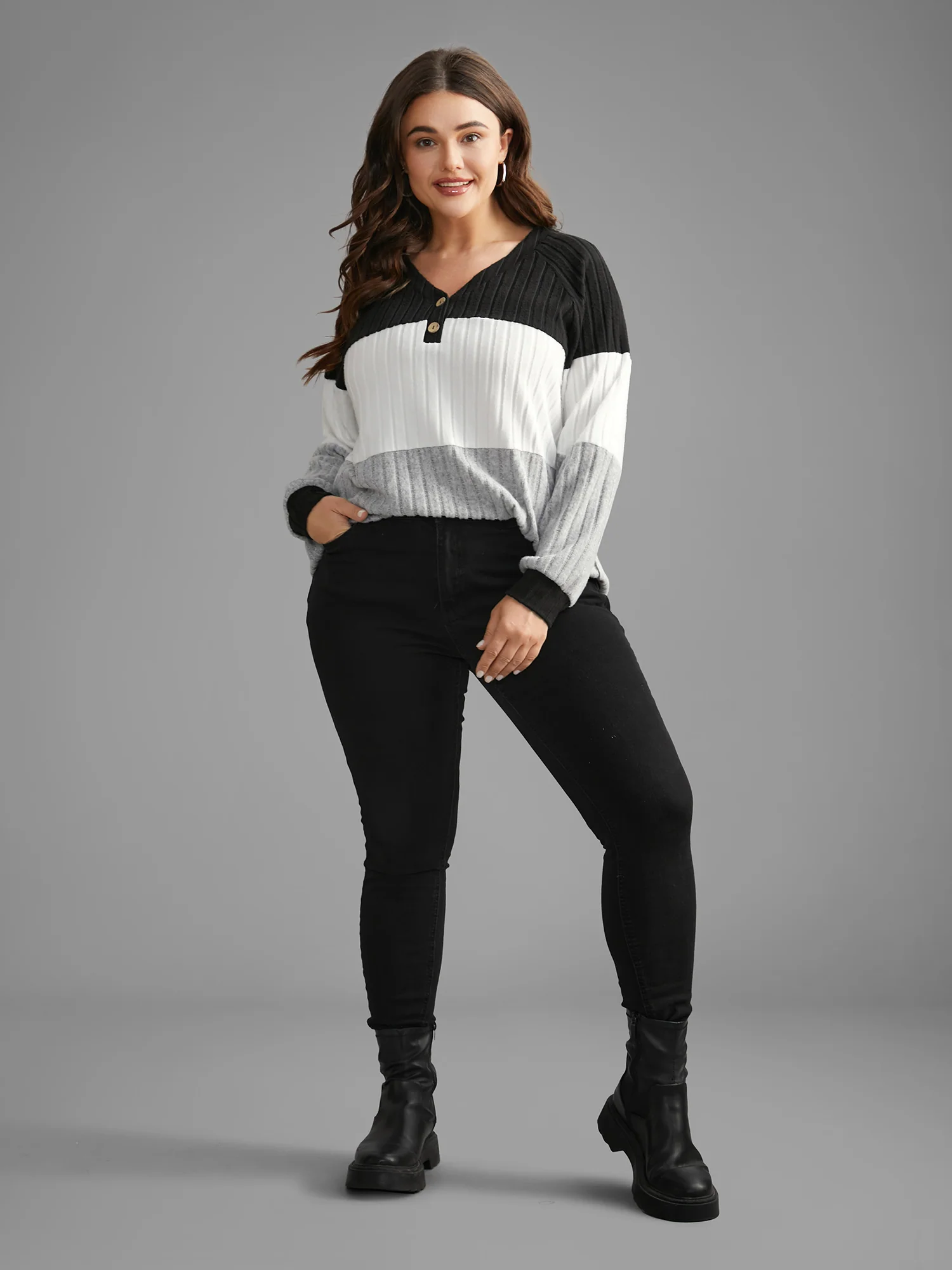 Colorblock Contrast Texture Pit Strip T-shirt - Image 4