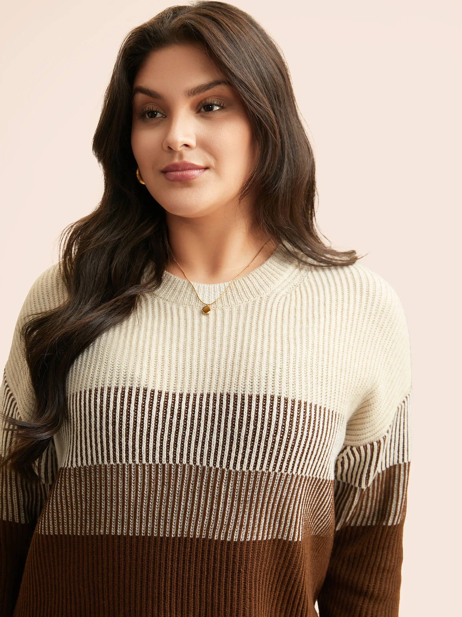Colorblock Contrast Texture Slit Hem Pullover - Image 4