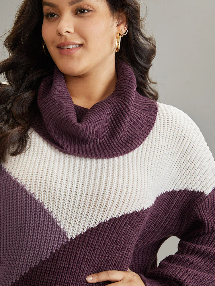 Asymmetrical Colorblock Turtle Neck Drop Shoulder Pullover - Image 4