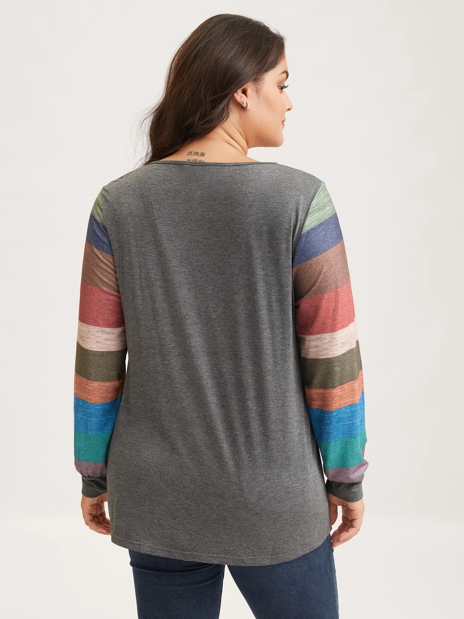 Colorblock Contrast V Neck Button Up T-shirt - Image 4
