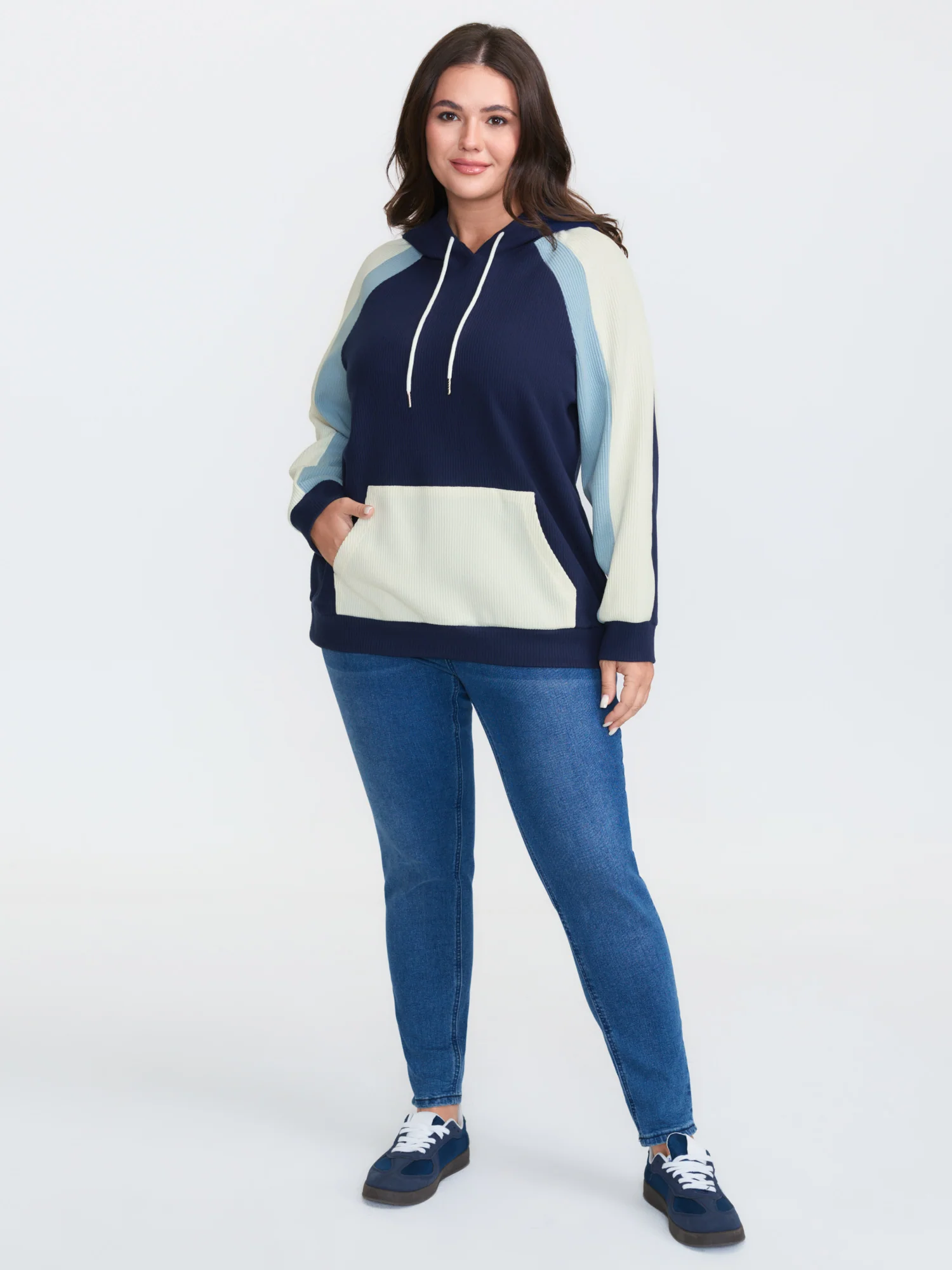 Colorblock Cozy Raglan Sleeve Hoodie - Image 3