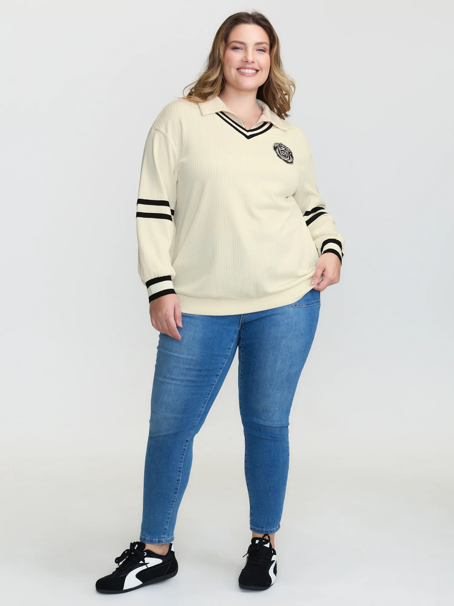 Colorblock Embroidery Zipper Sweatshirt - Image 3