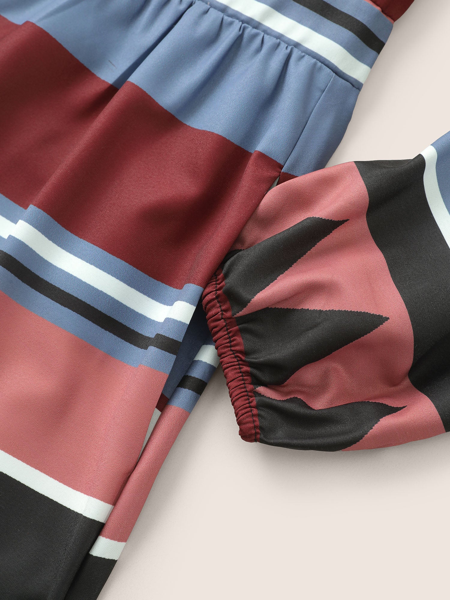 Colorblock Geometric Notched Pocket Elastic Cuffs Dress - Image 6