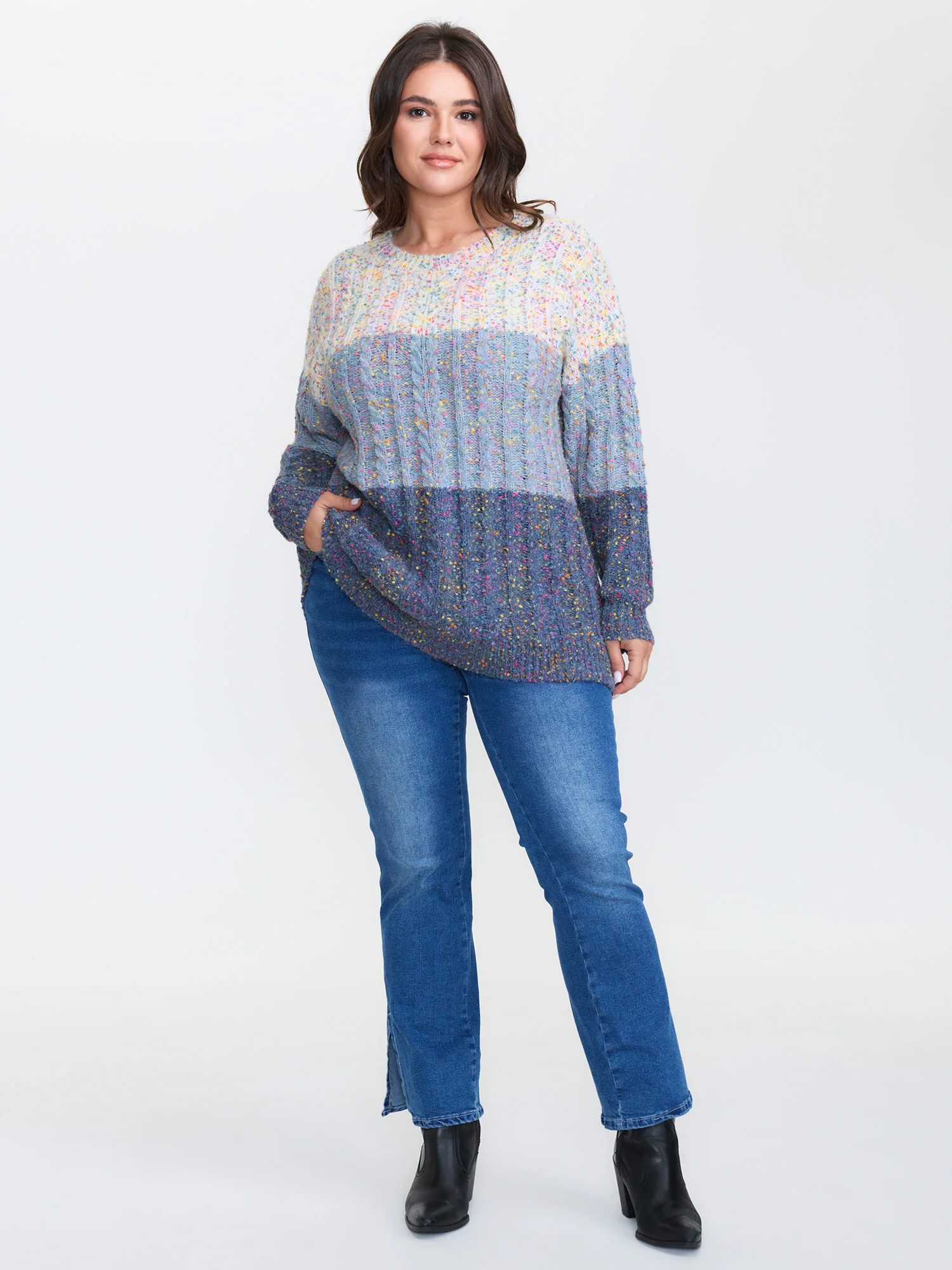 Colorblock Heather Round Neck Pullover - Image 3