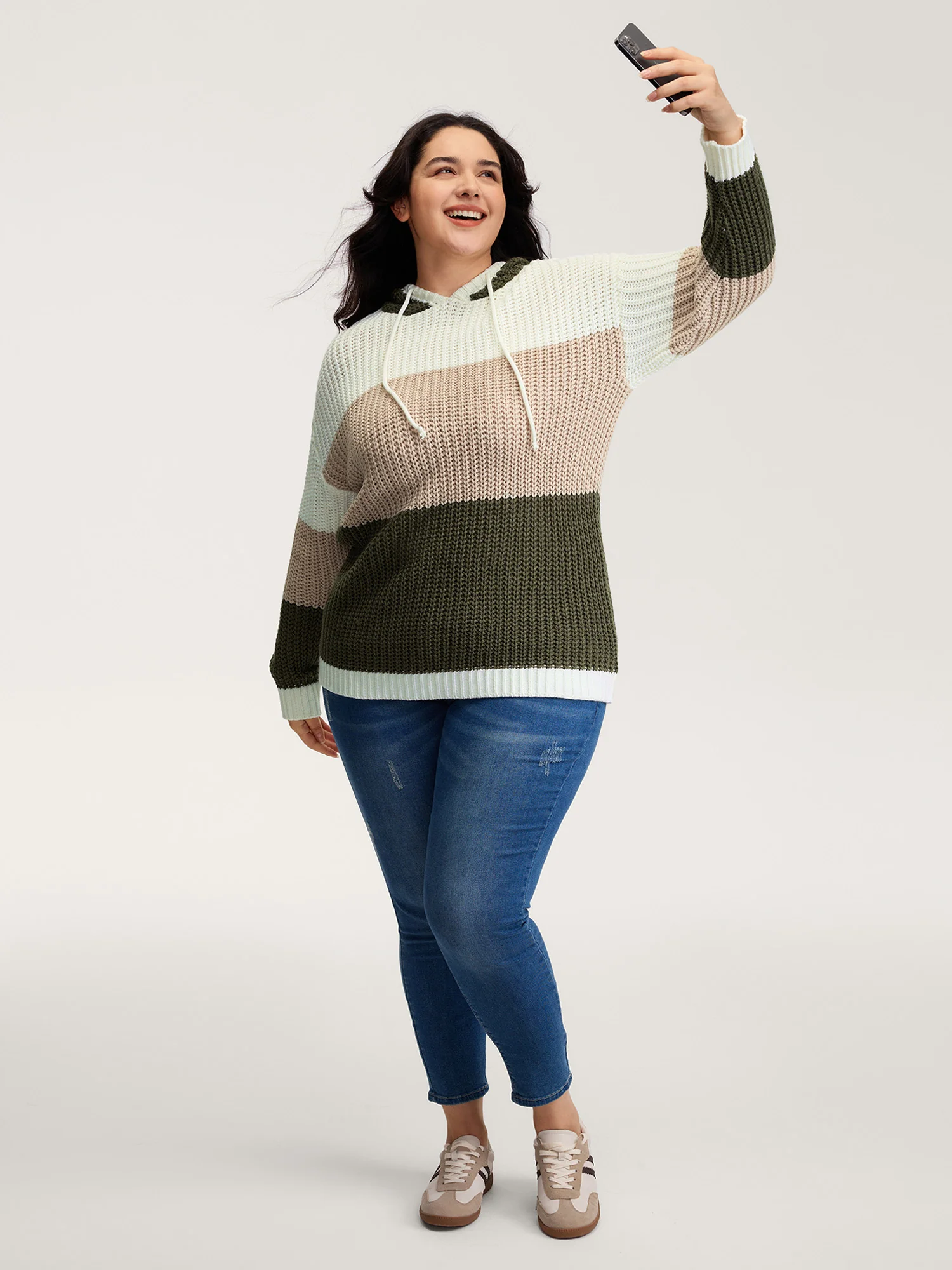 Colorblock Hooded Textured Pullover - Image 3