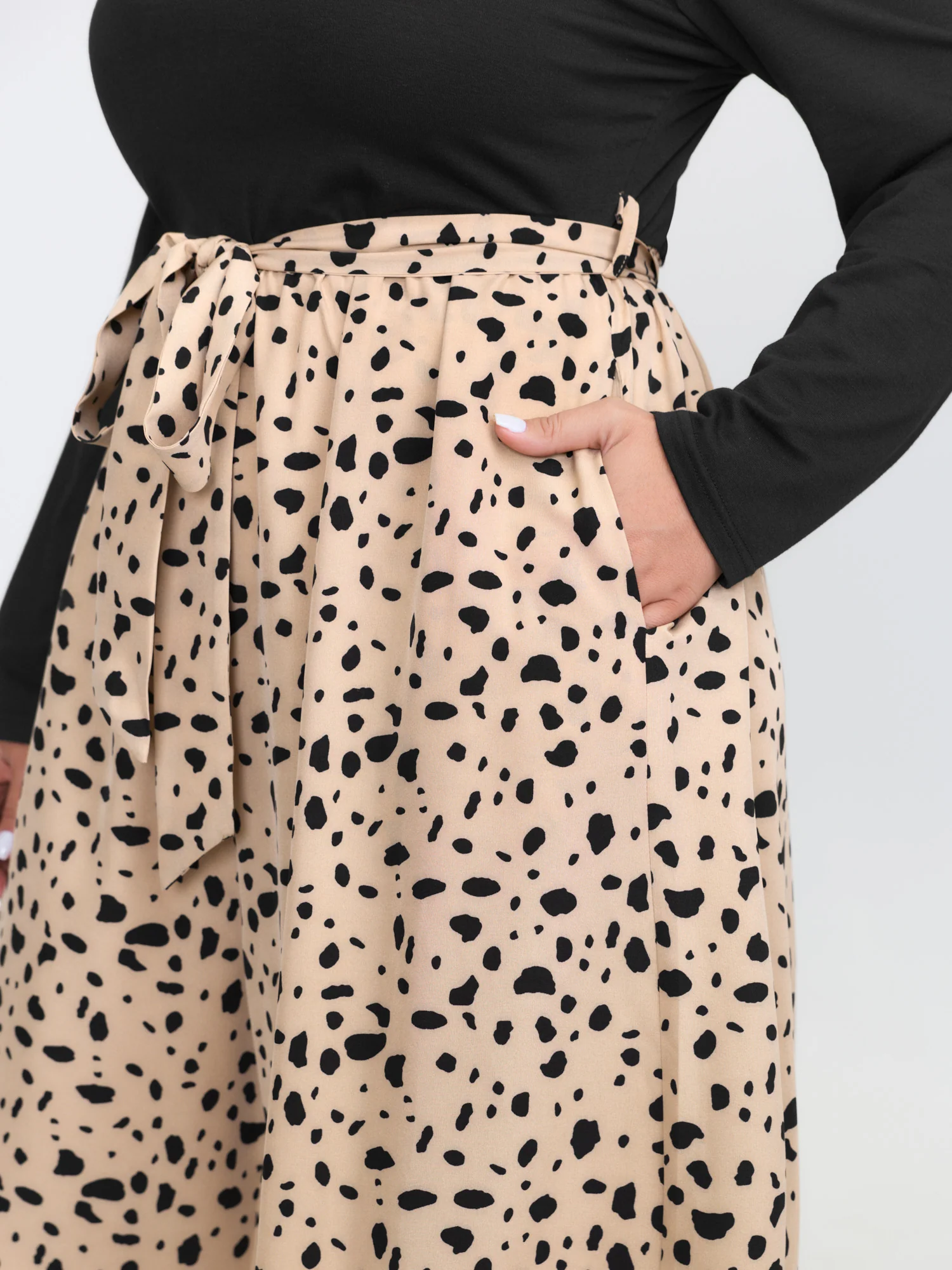 Colorblock Leopard Print Belted Jumpsuit - Image 4