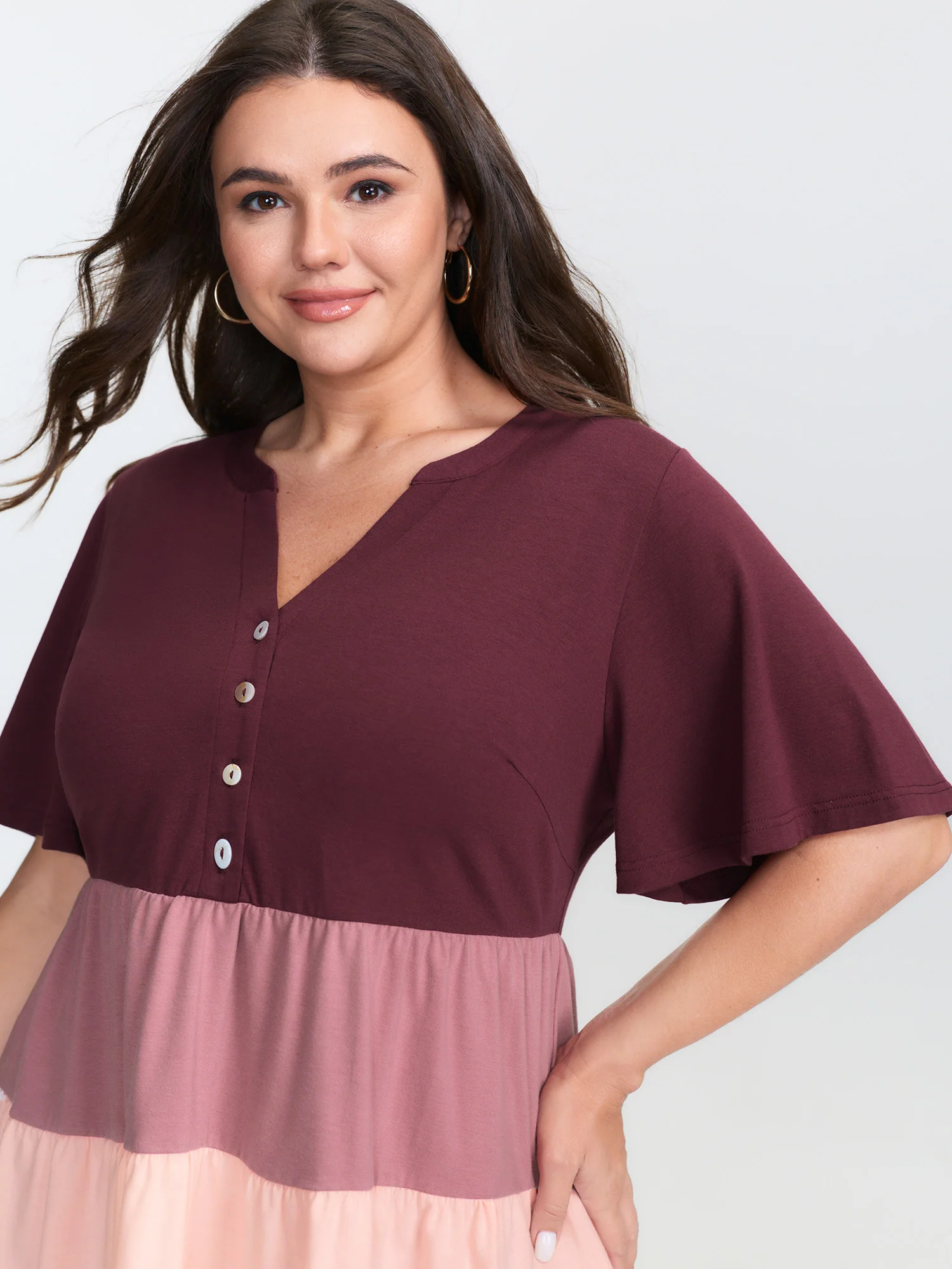 Colorblock Notched Collar Tiered T-Shirt - Image 2